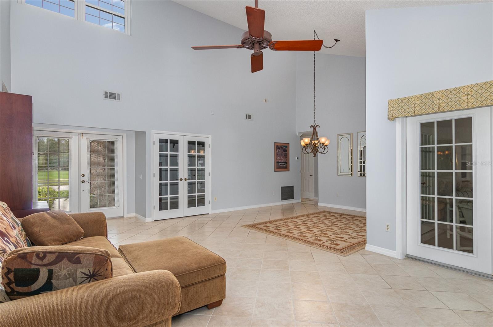 ORANGE TREE COUNTRY CLUB - Residential