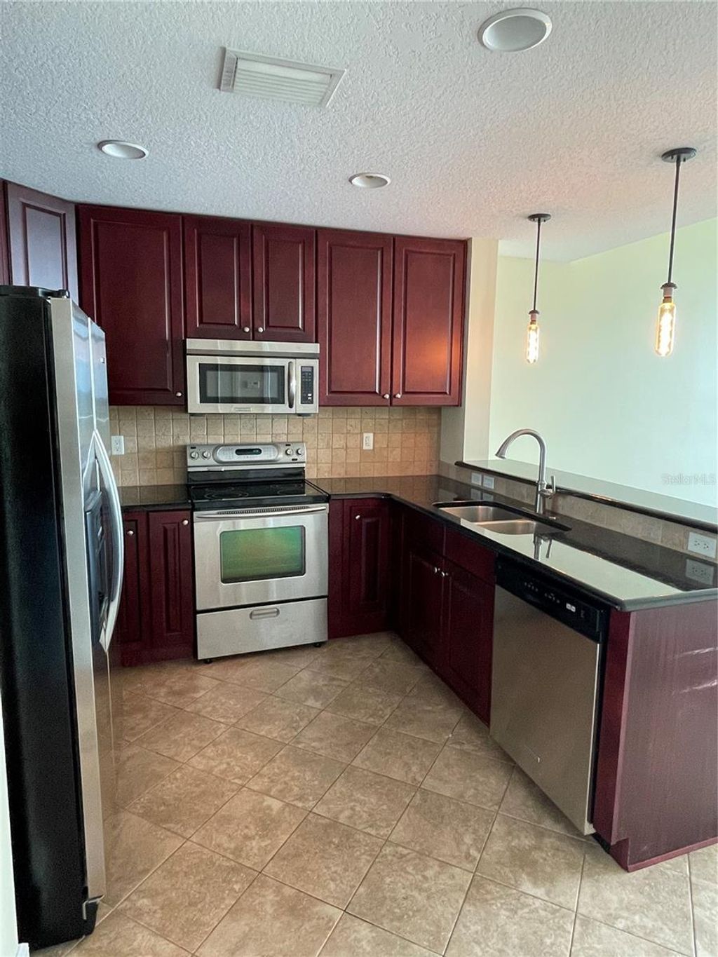 Photo of 101 S Eola Drive #909, Orlando, FL 32801 (MLS # O6390007)