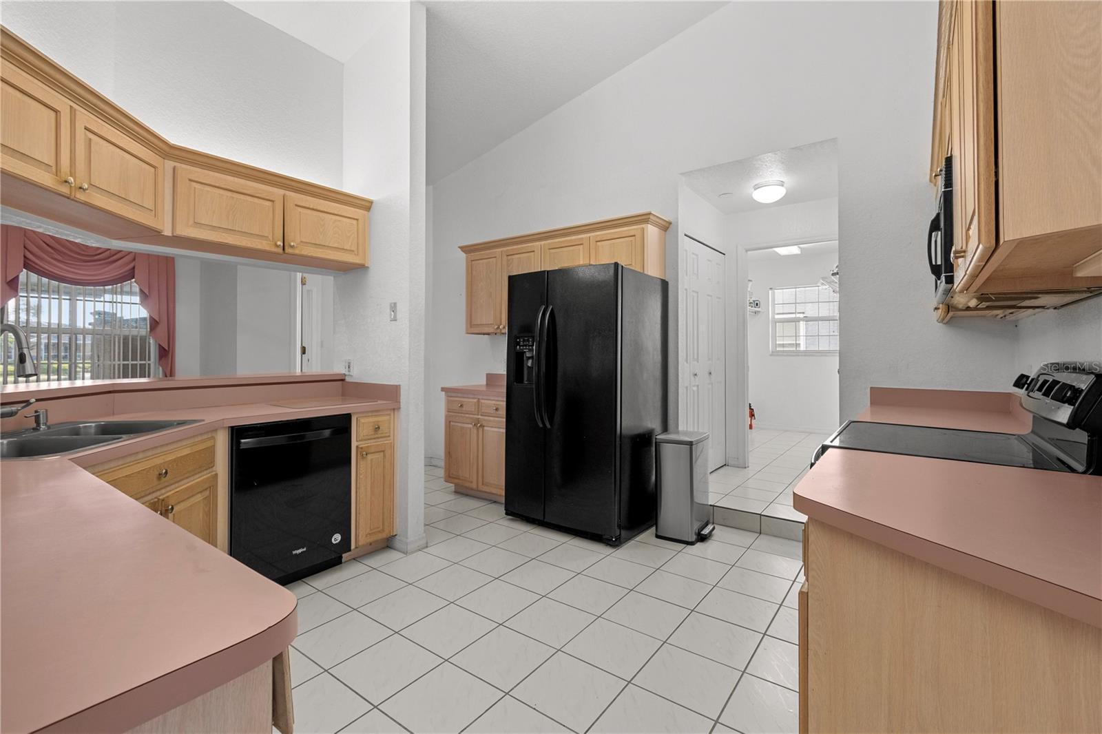 STEPHENSON MANOR - Residential