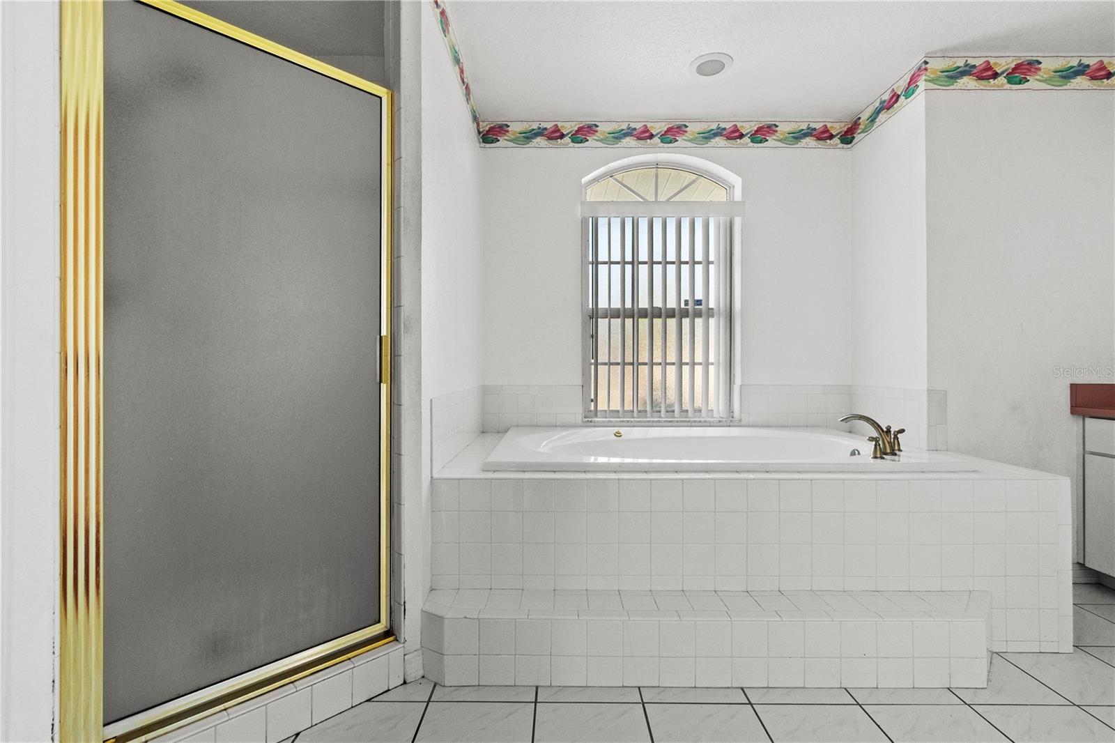 STEPHENSON MANOR - Residential