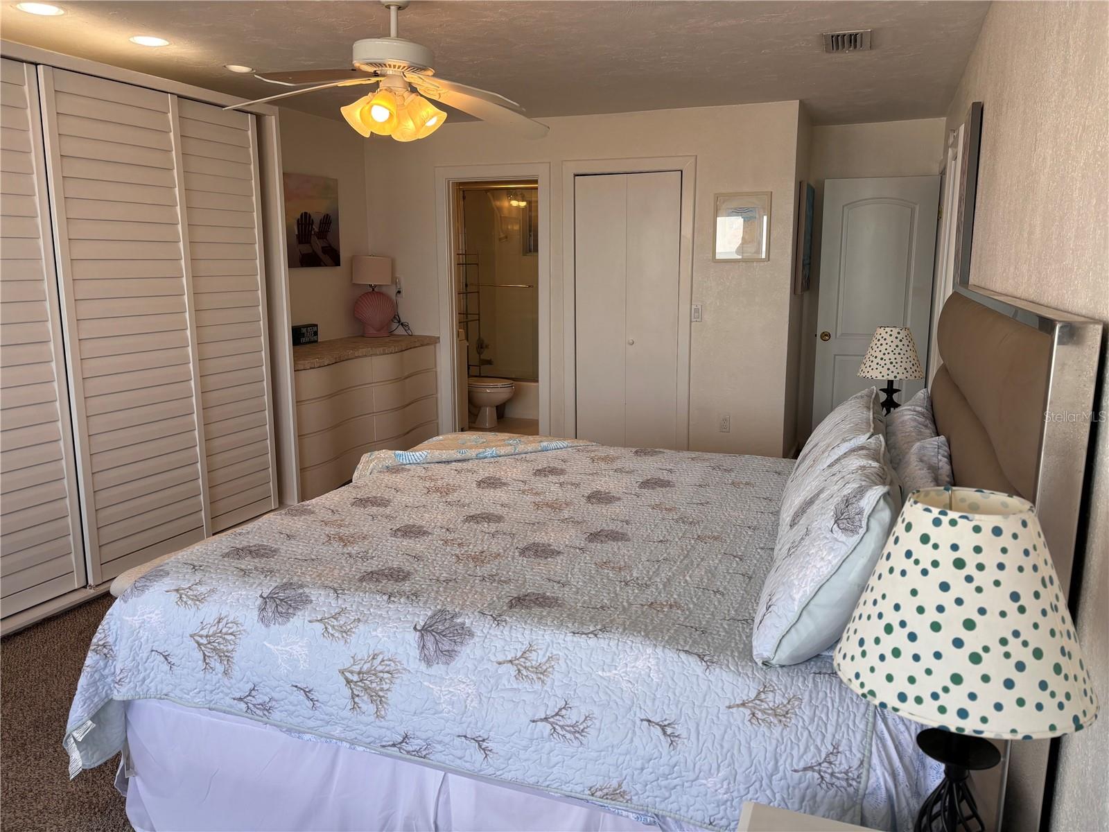 BOARDWALK 09-17-34 - Residential Lease