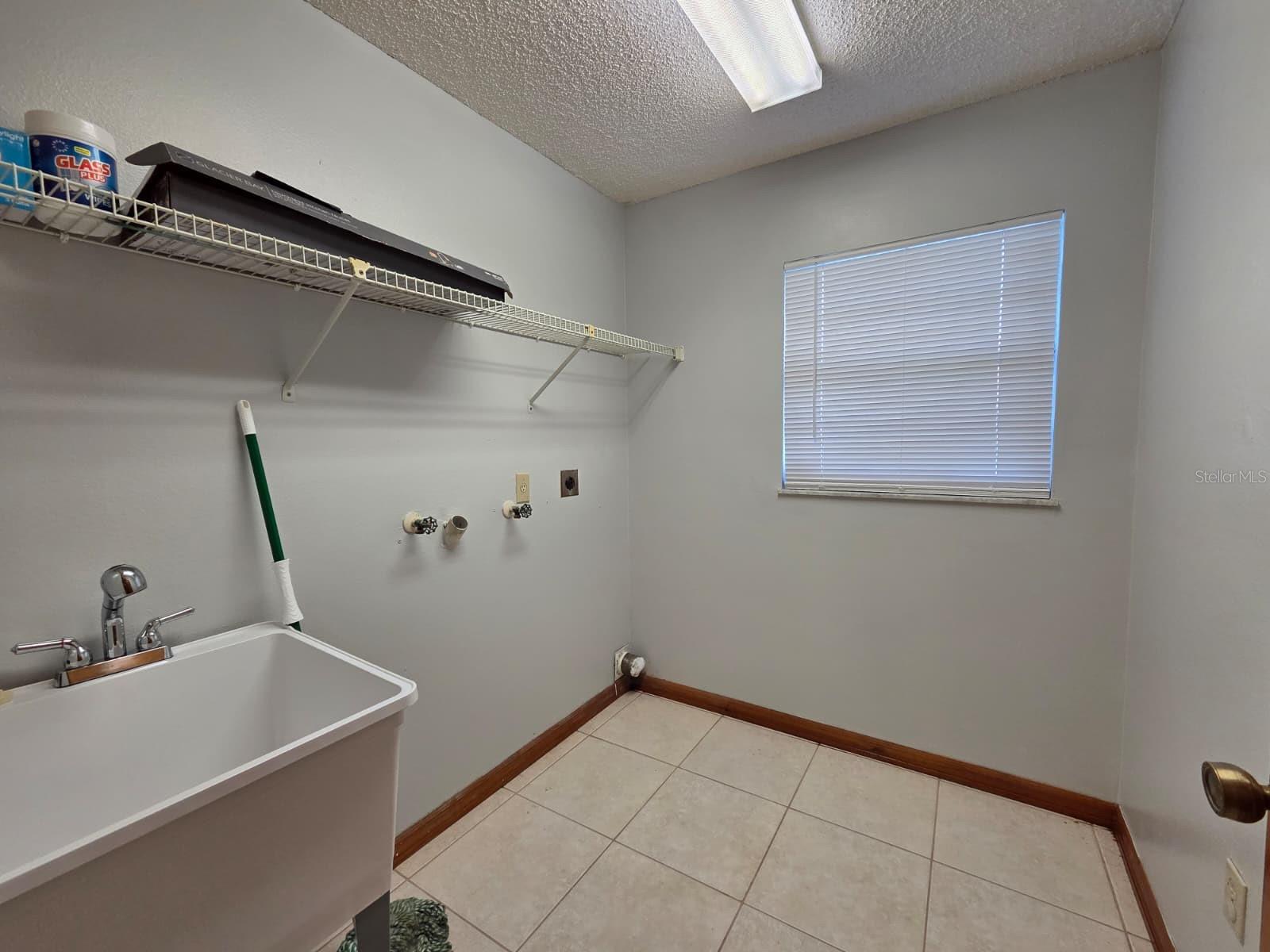 MARION OAKS UN 07 - Residential