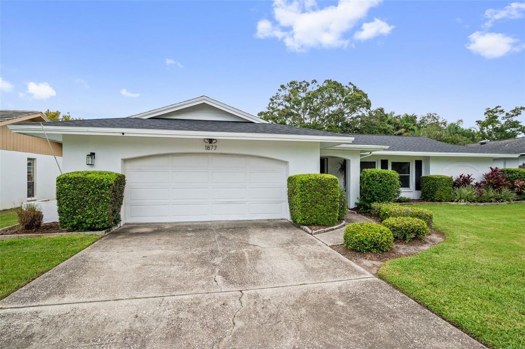 Photo of 1877 Del Robles Drive, Clearwater, FL 33764 (MLS # TB8422650)