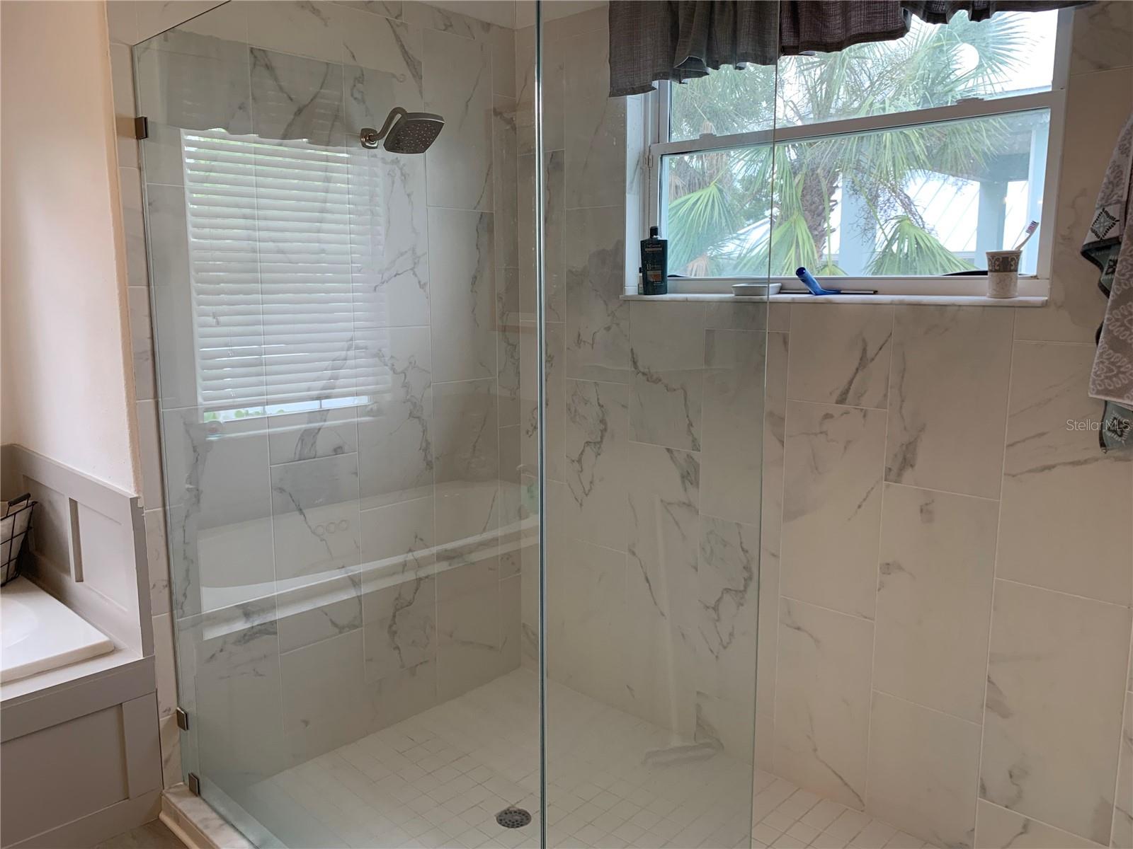 SARASOTA BEACH - Residential Lease