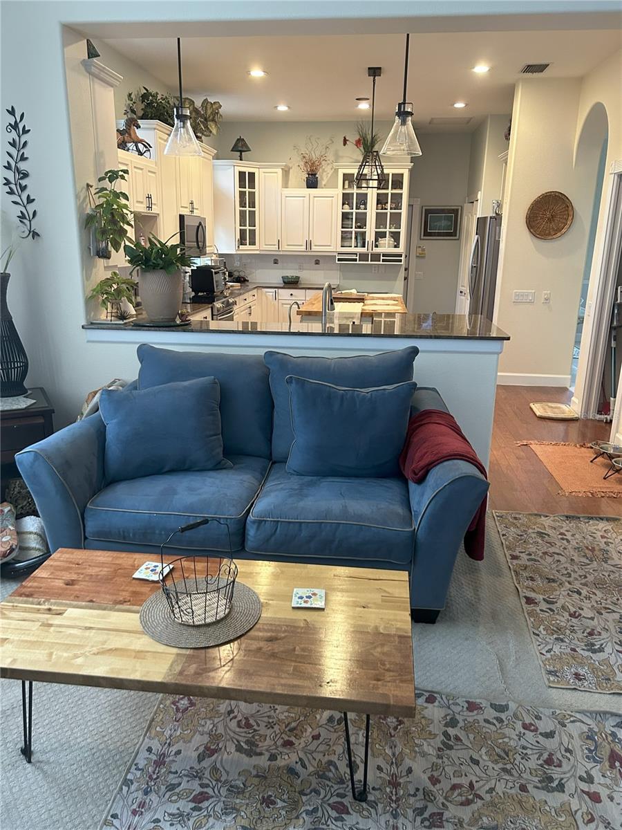 SARASOTA BEACH - Residential Lease