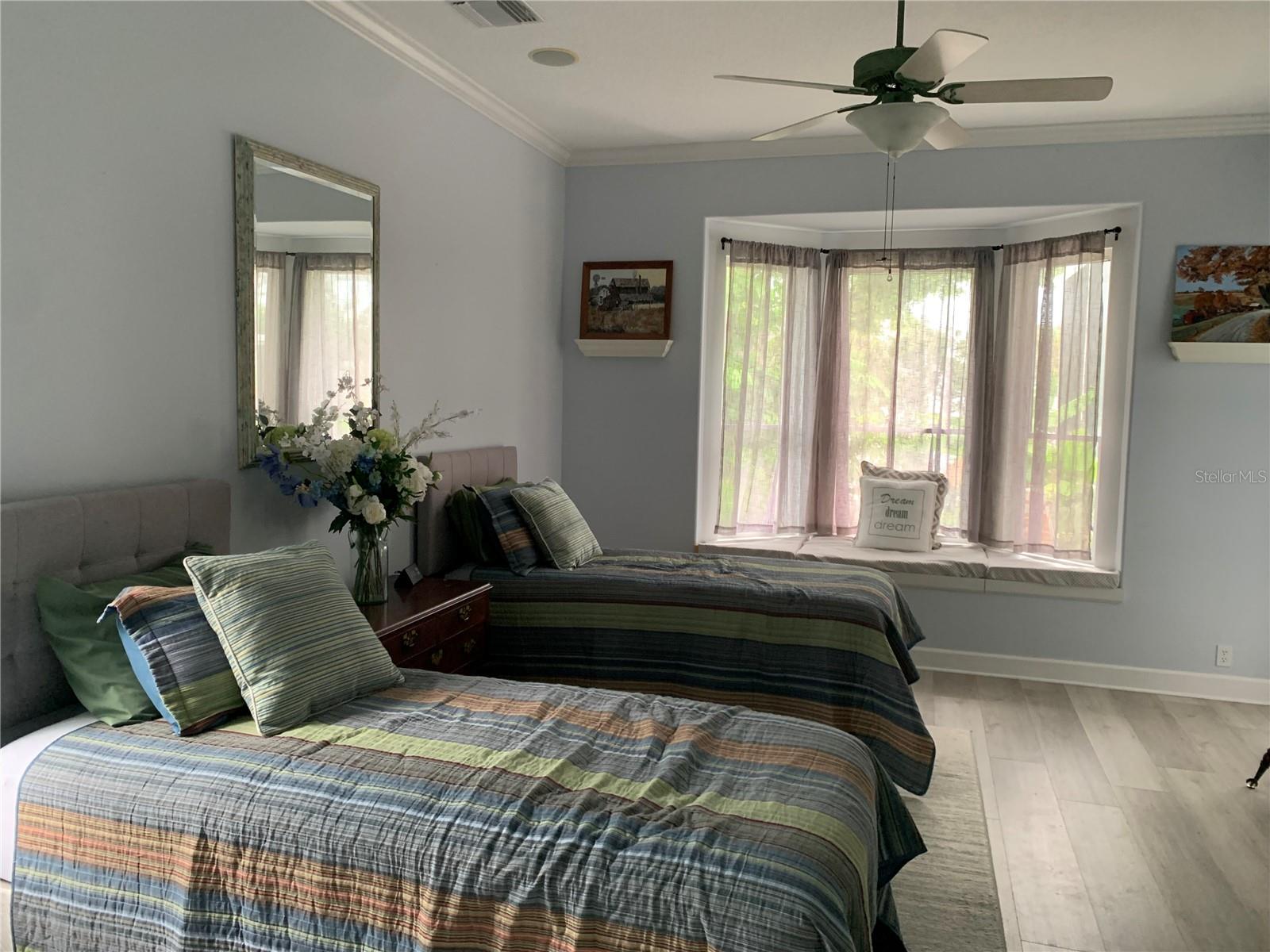 SARASOTA BEACH - Residential Lease