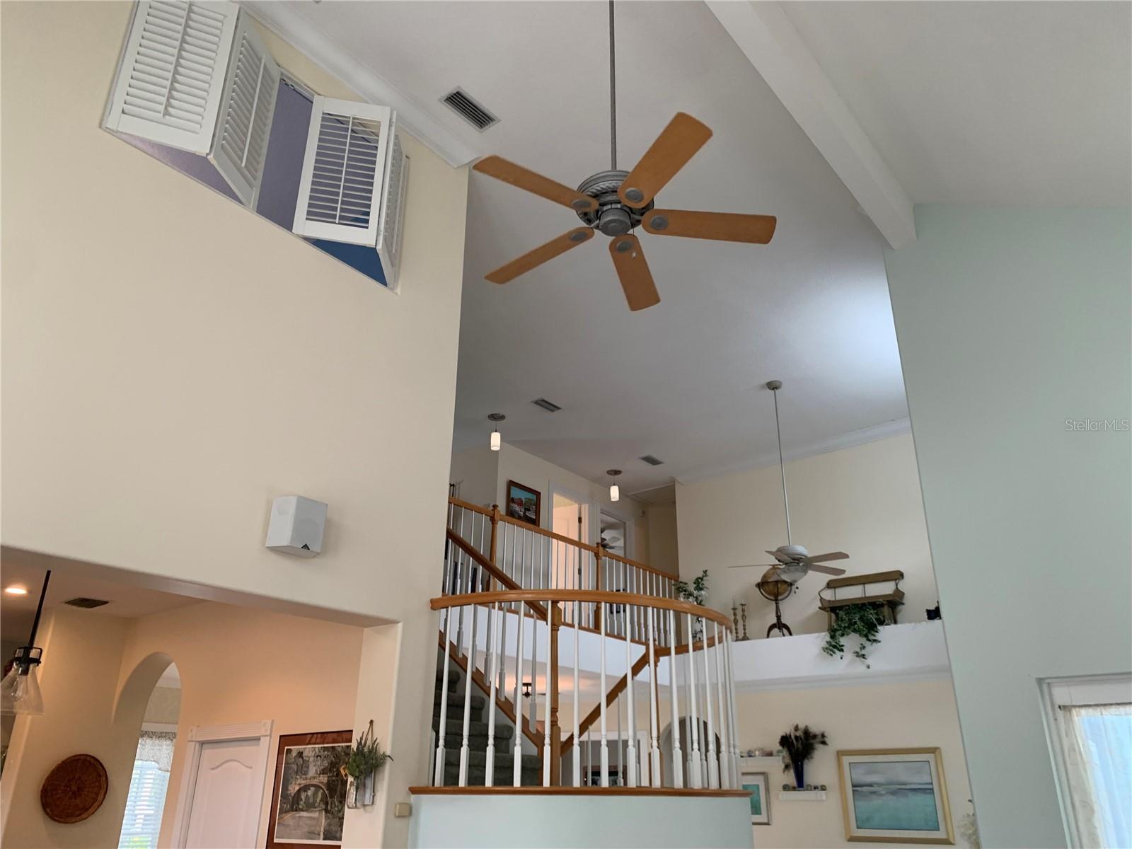 SARASOTA BEACH - Residential Lease