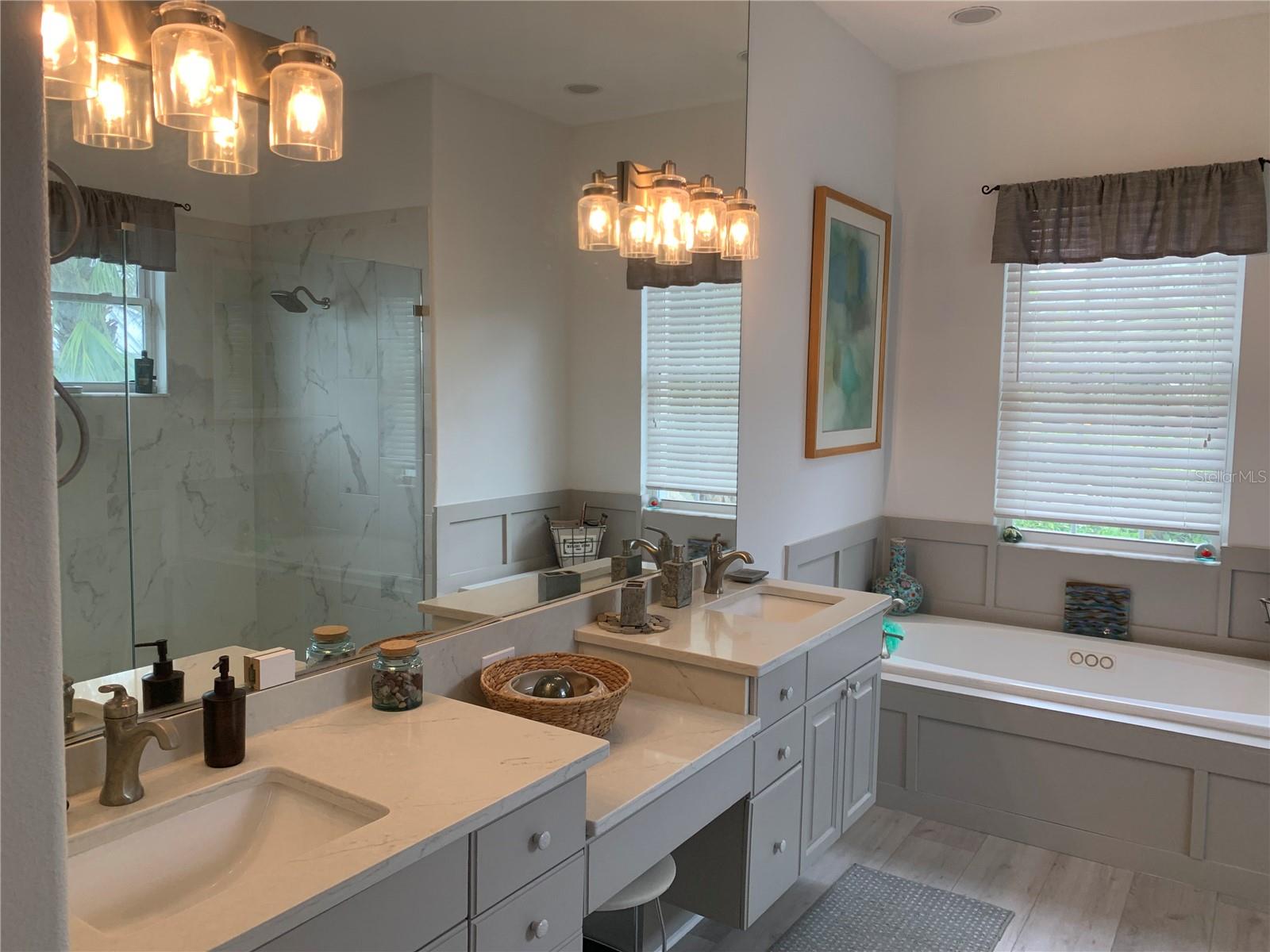 SARASOTA BEACH - Residential Lease