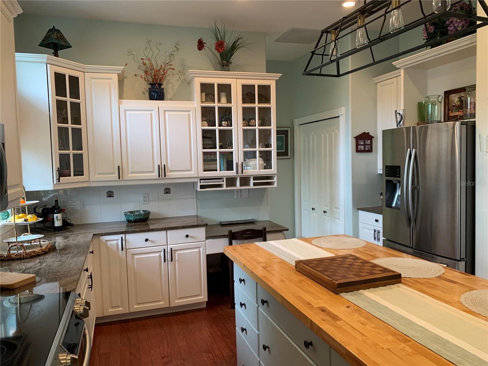 SARASOTA BEACH - Residential Lease