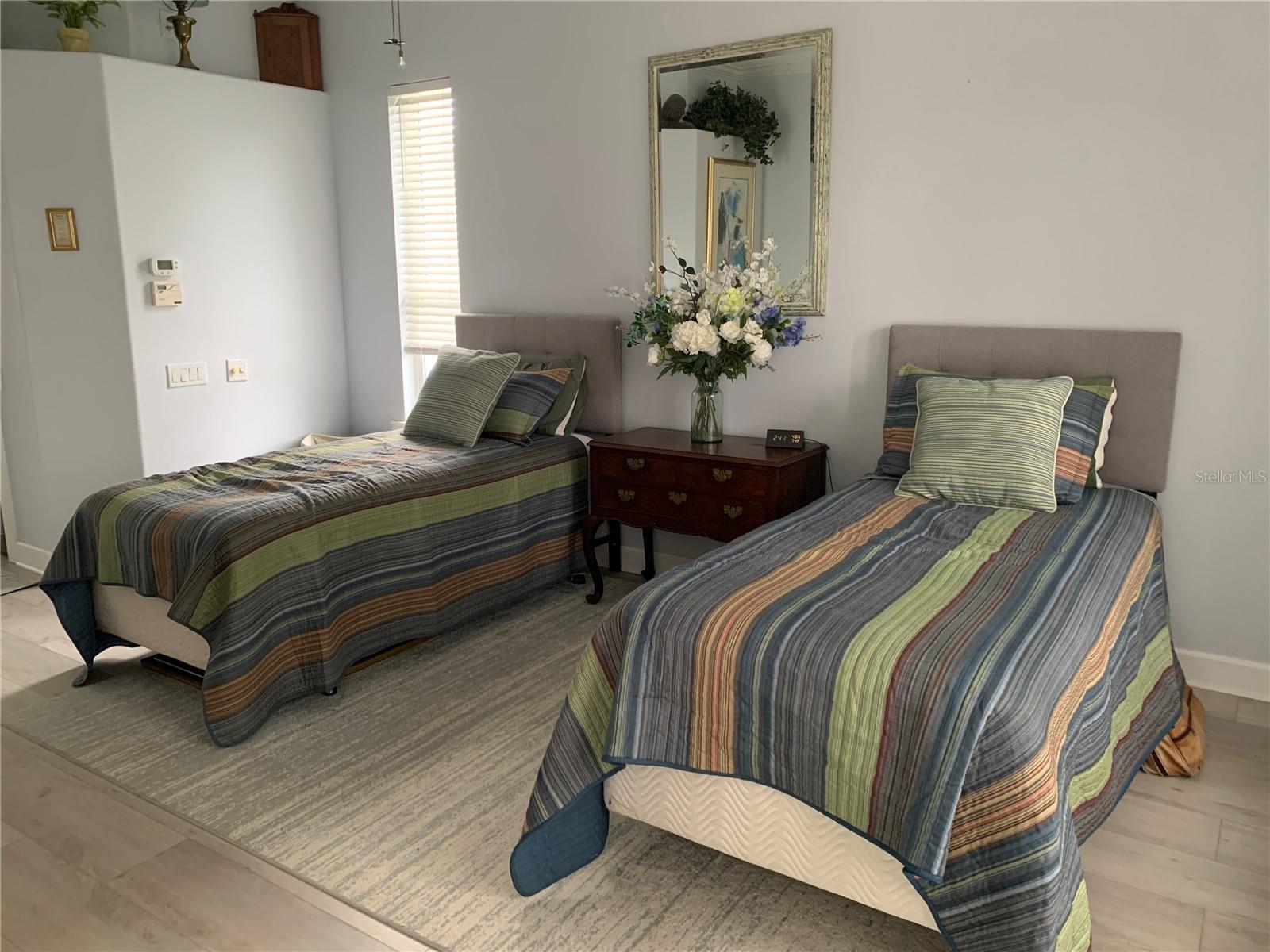 SARASOTA BEACH - Residential Lease