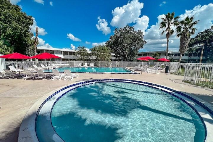 MAINGATE HOTEL CONDO - Residential