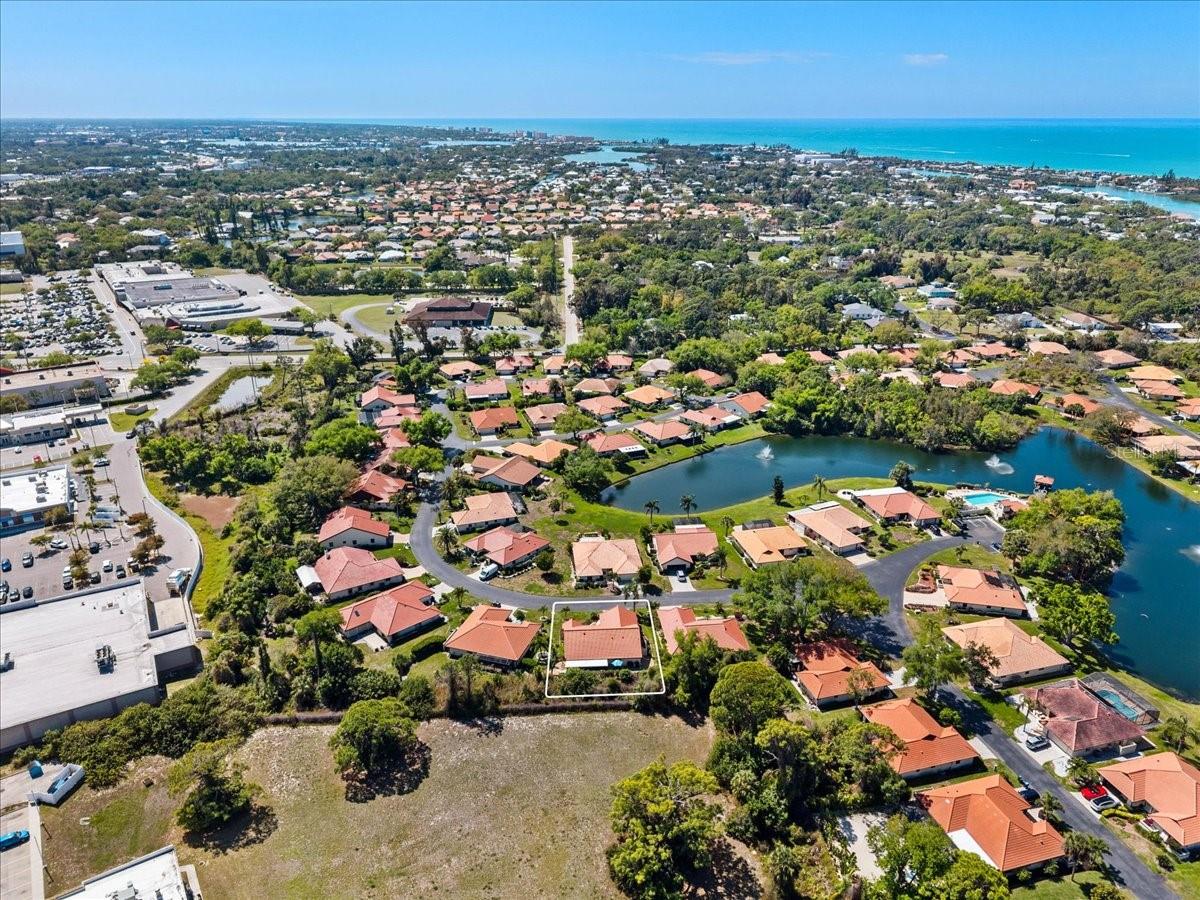 LAUREL HOLLOW - Residential