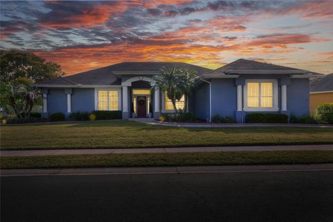 Photo of 5810 Lake Victoria Drive, Lakeland, FL 33813 (MLS # A4648701)