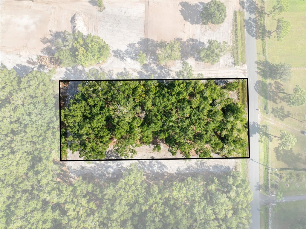 Photo of 0 Hixon Ave, Saint Cloud, FL 34772 (MLS # S5158136)
