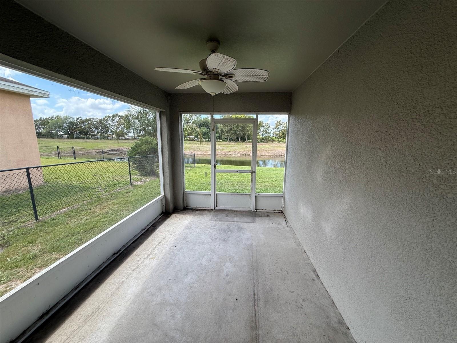 COUNTRY CLUB ESTATES - Residential