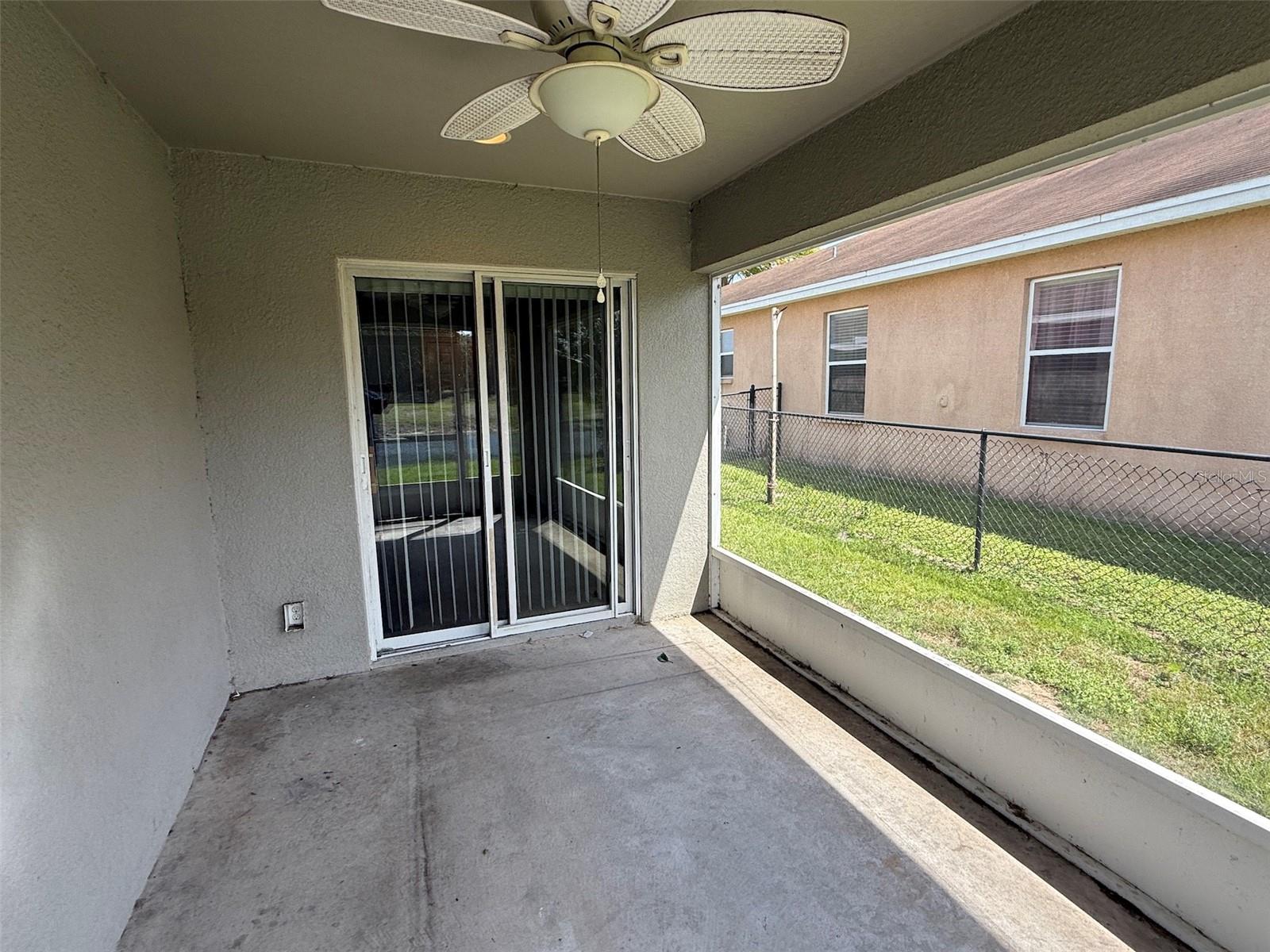 COUNTRY CLUB ESTATES - Residential