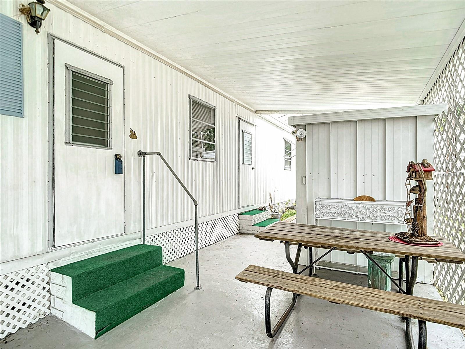 TROPICAL GARDENS M/H PARK UNREC - Residential