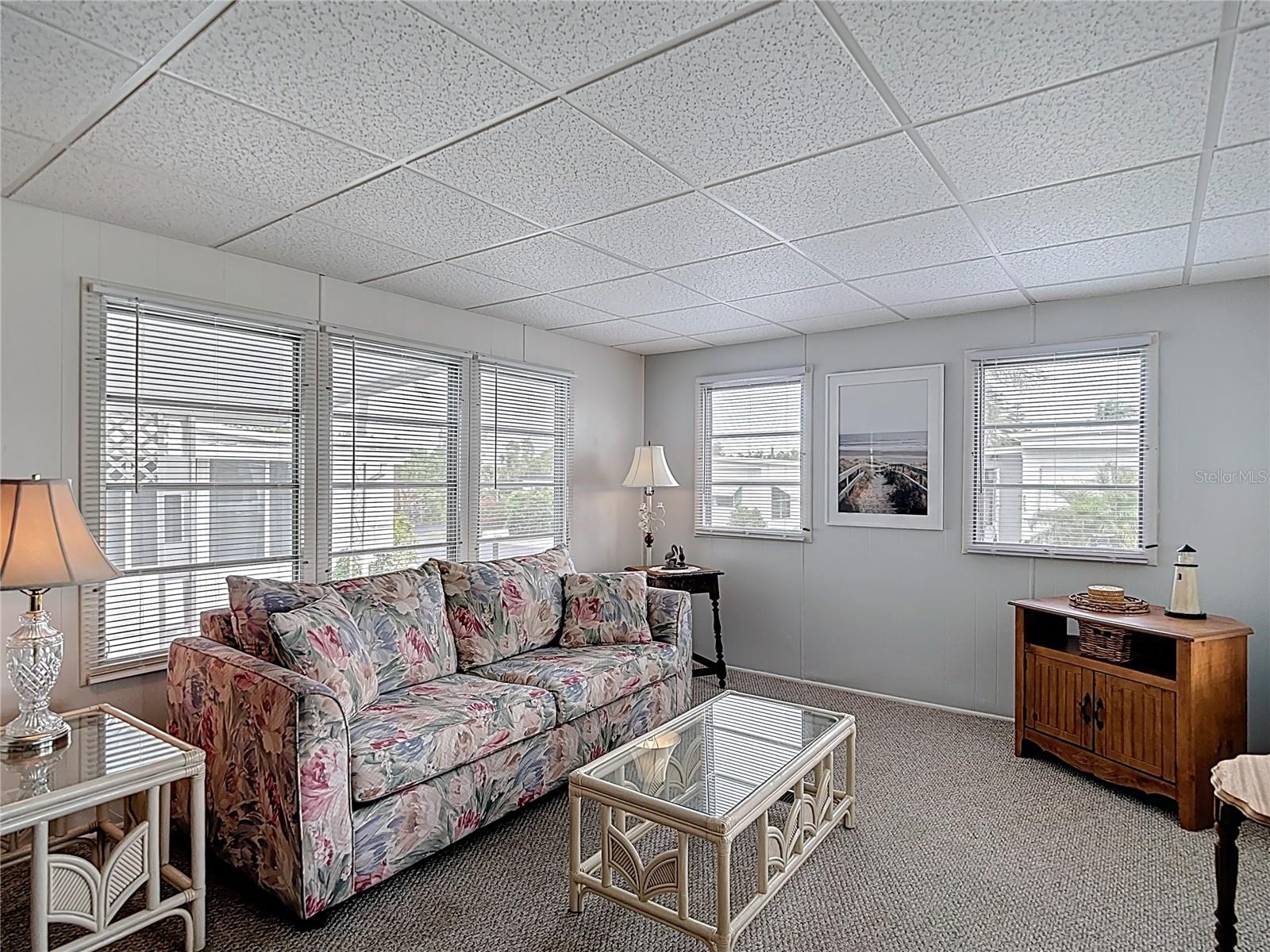 TROPICAL GARDENS M/H PARK UNREC - Residential