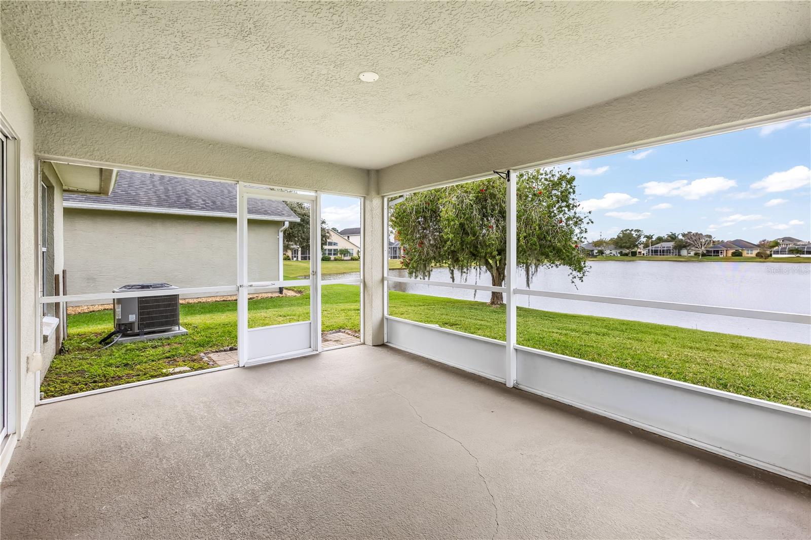 WATERS EDGE PH 09A - Residential