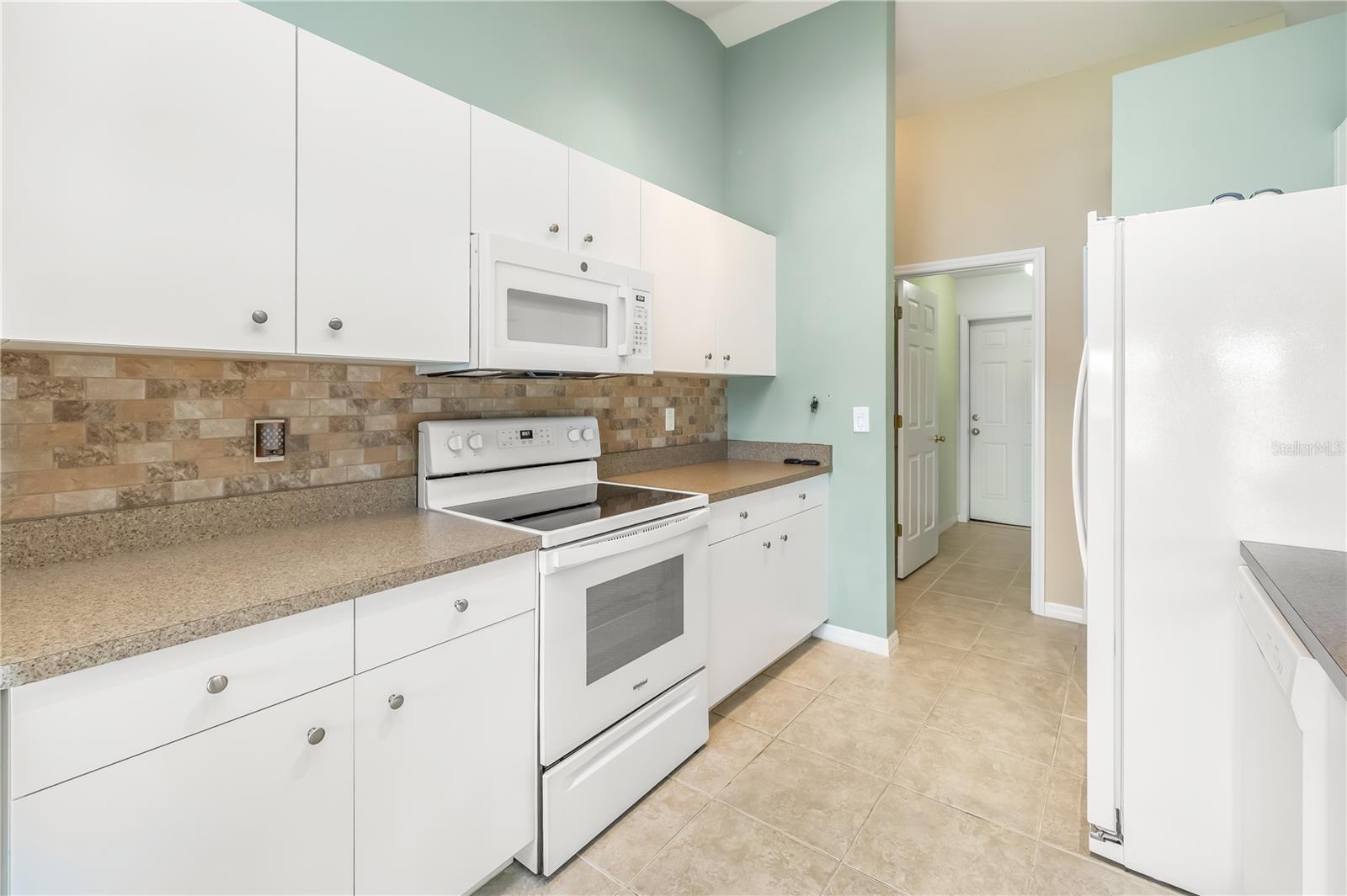 WATERS EDGE PH 09A - Residential