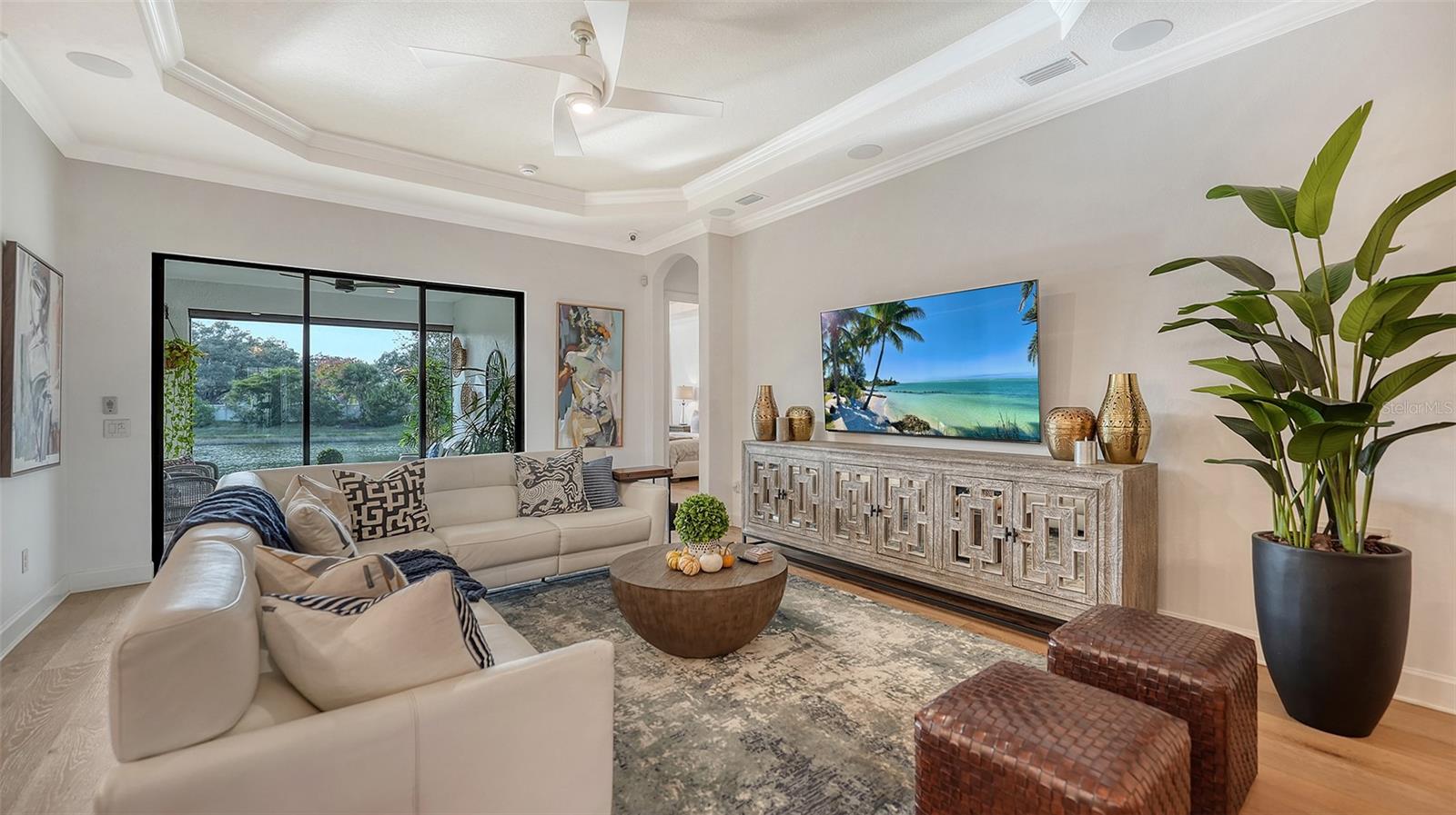 ESPLANADE BY SIESTA KEY-PH 3 - Residential Lease