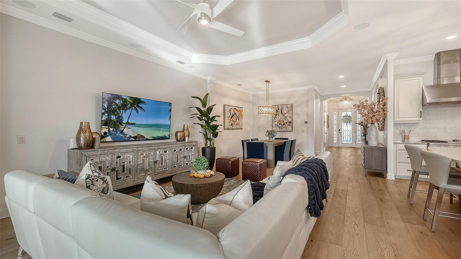 ESPLANADE BY SIESTA KEY-PH 3 - Residential Lease