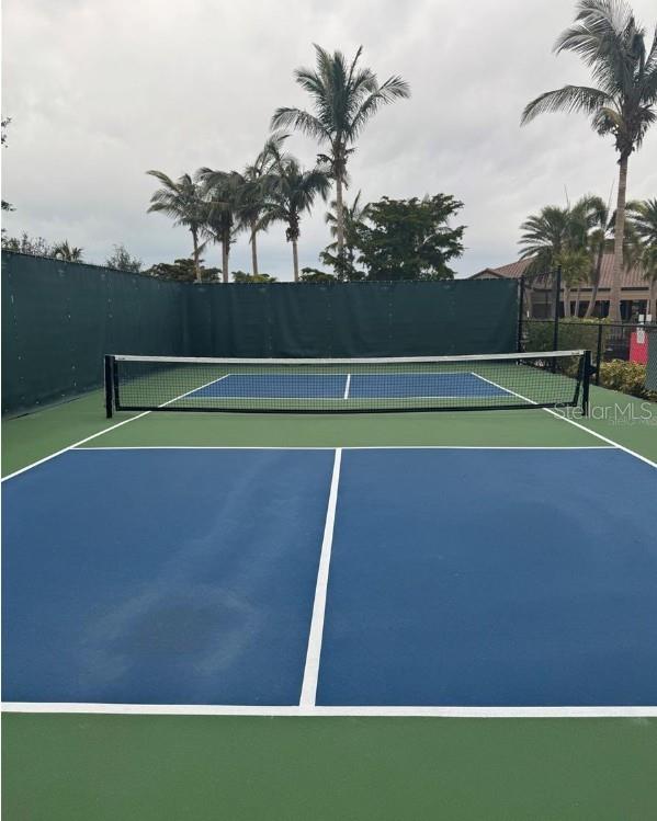 ESPLANADE BY SIESTA KEY-PH 3 - Residential Lease