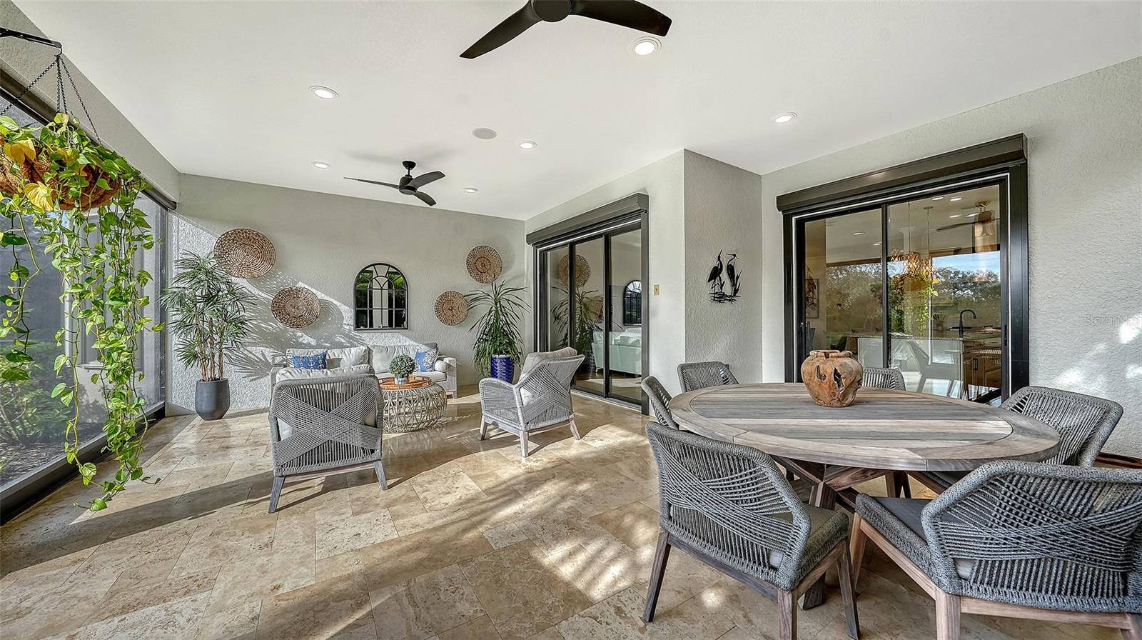 ESPLANADE BY SIESTA KEY-PH 3 - Residential Lease