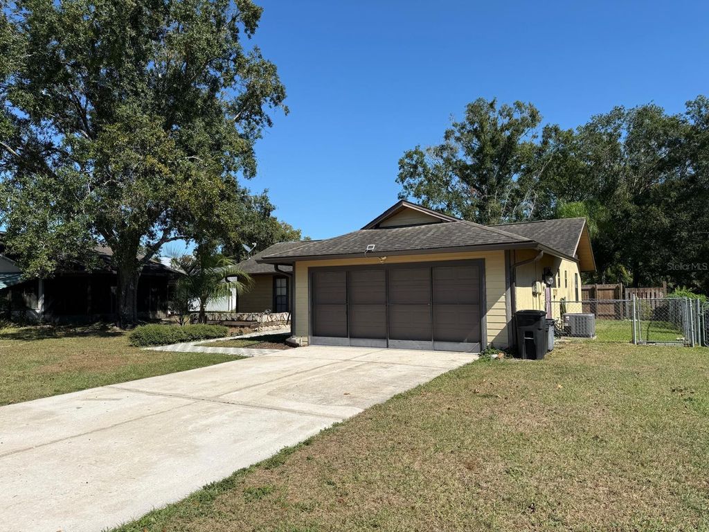 Photo of 12625 Shadow Ridge Boulevard, Hudson, FL 34669 (MLS # TB8442534)