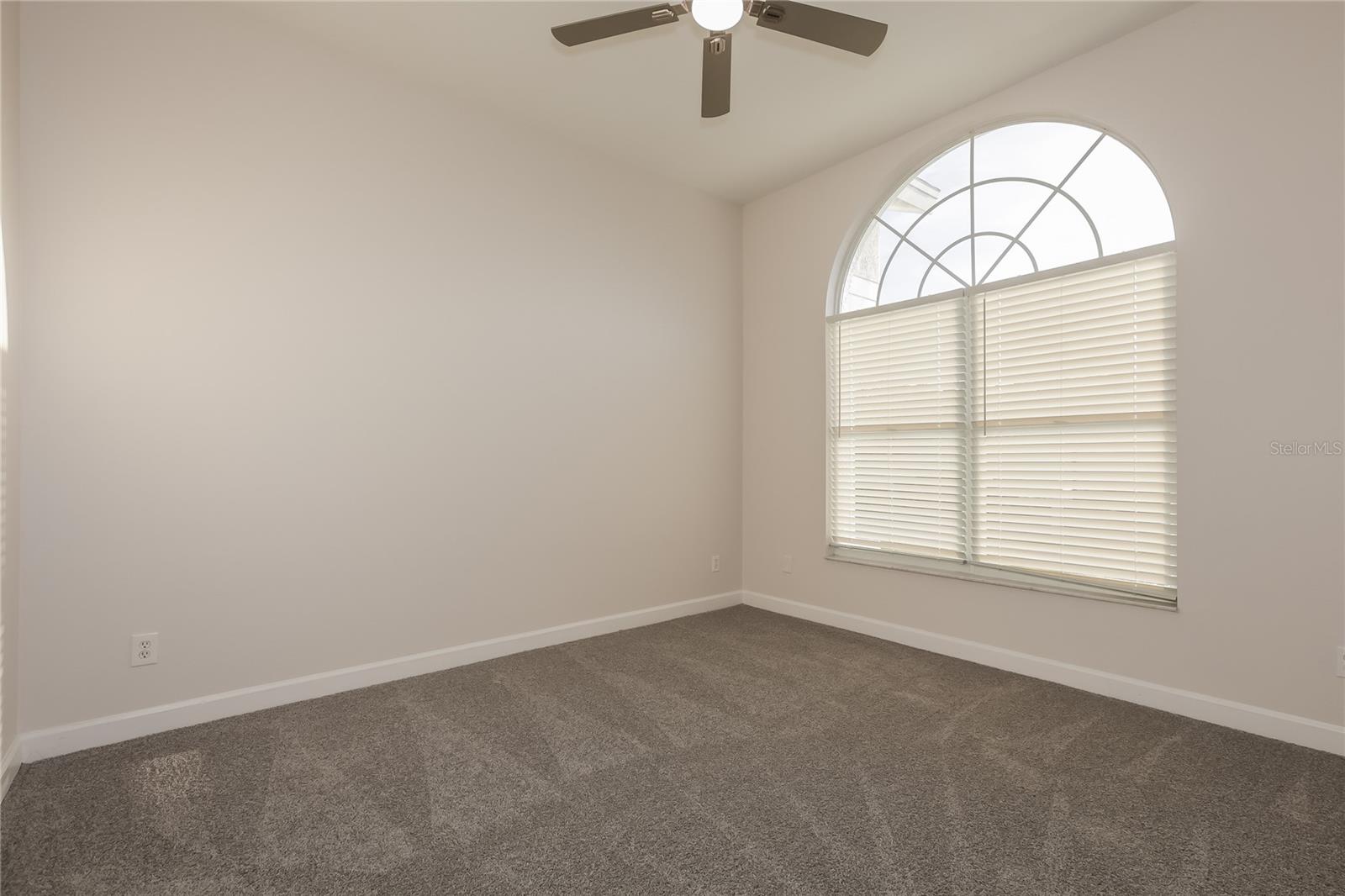 BRENTWOOD HILLS TR F UNIT 02 - Residential