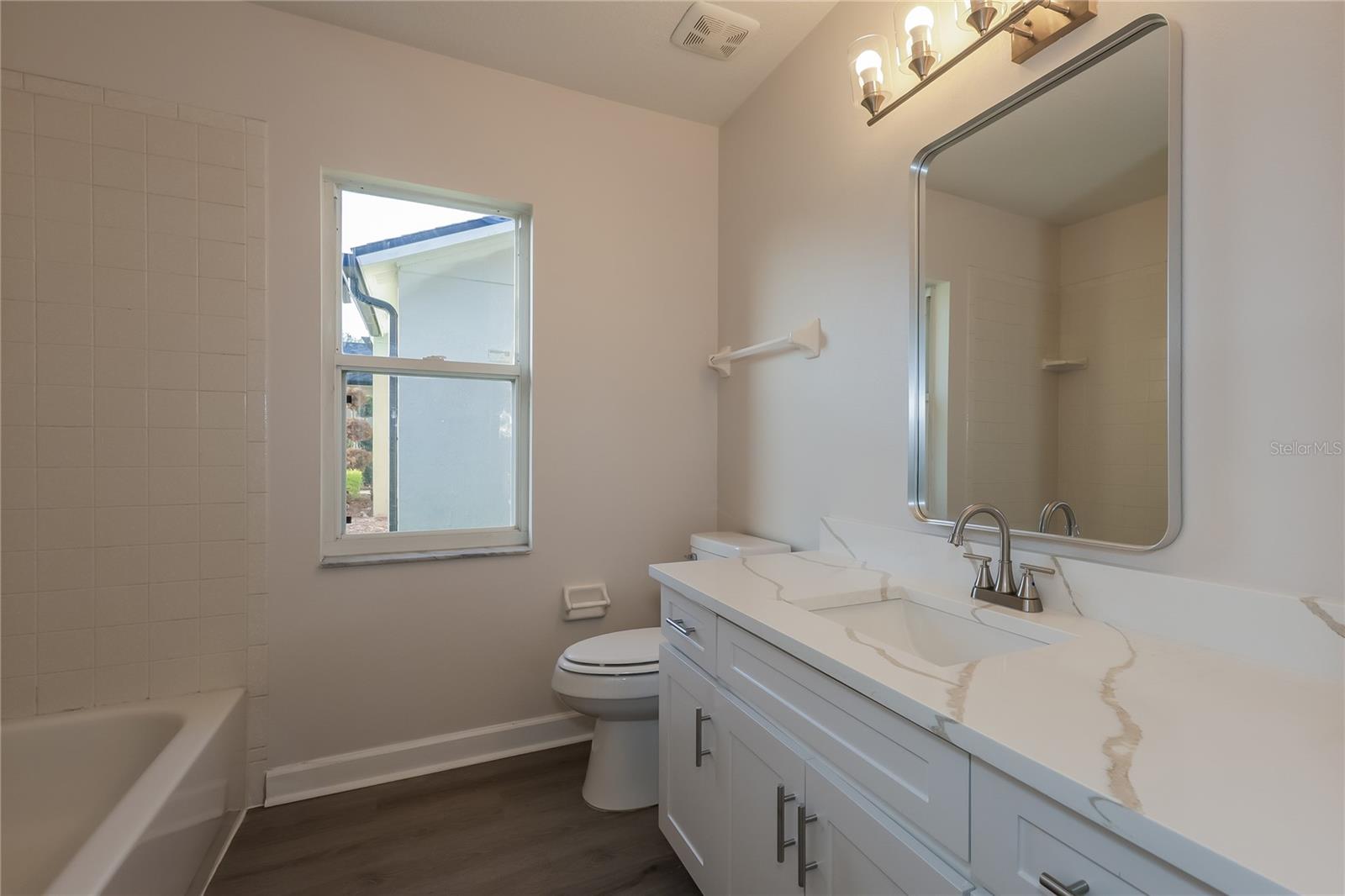 BRENTWOOD HILLS TR F UNIT 02 - Residential