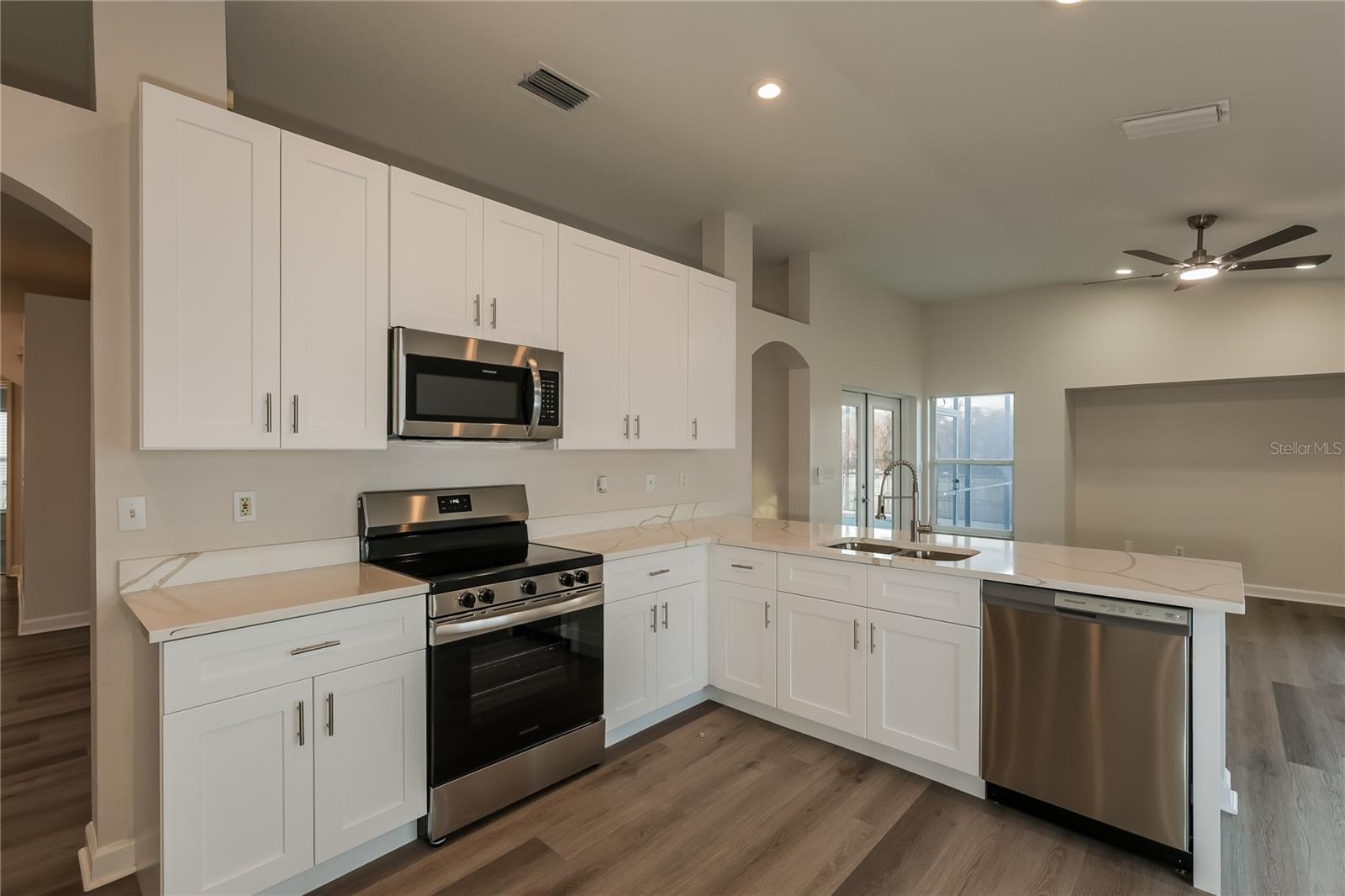 BRENTWOOD HILLS TR F UNIT 02 - Residential