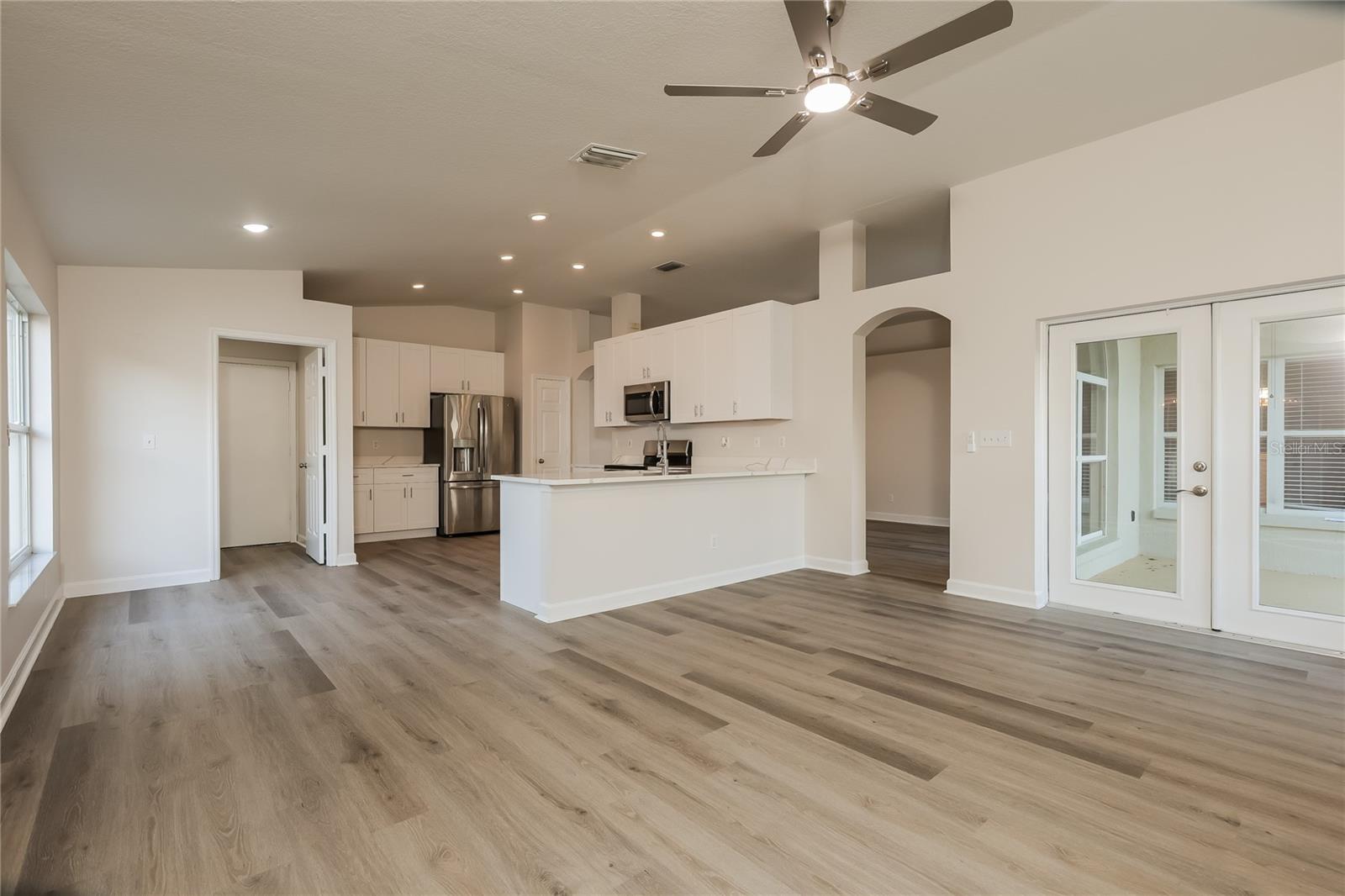 BRENTWOOD HILLS TR F UNIT 02 - Residential