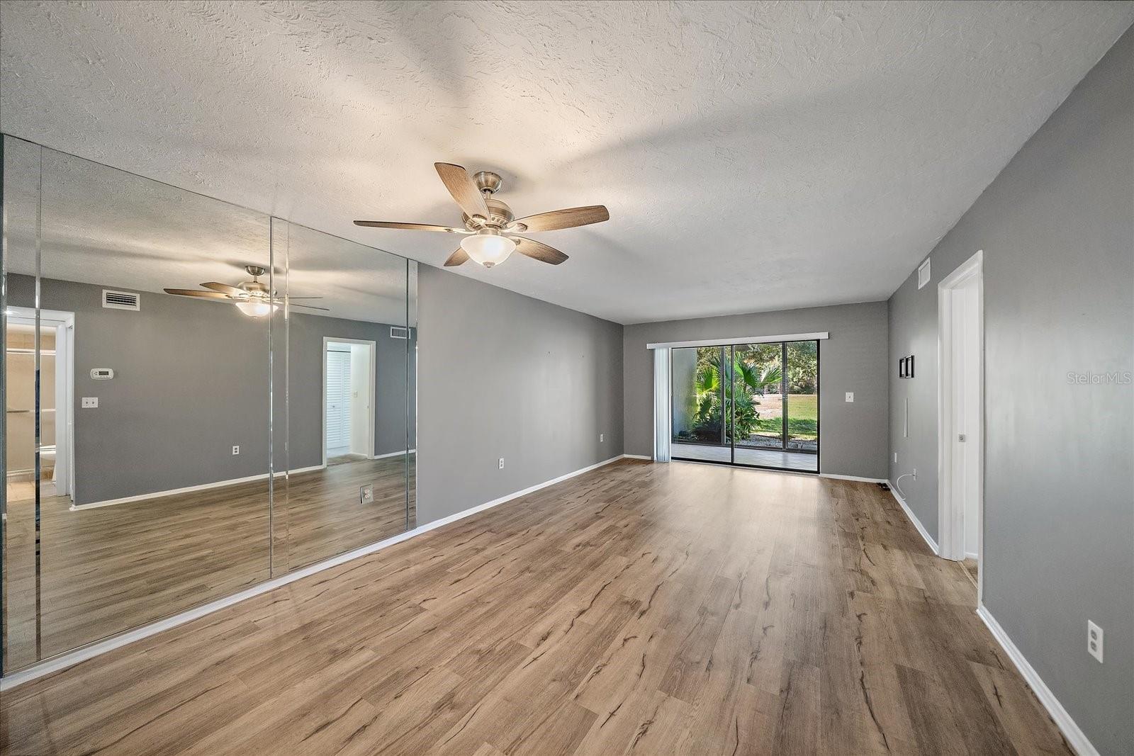 7742 EAGLE CREEK DRIVE 7524