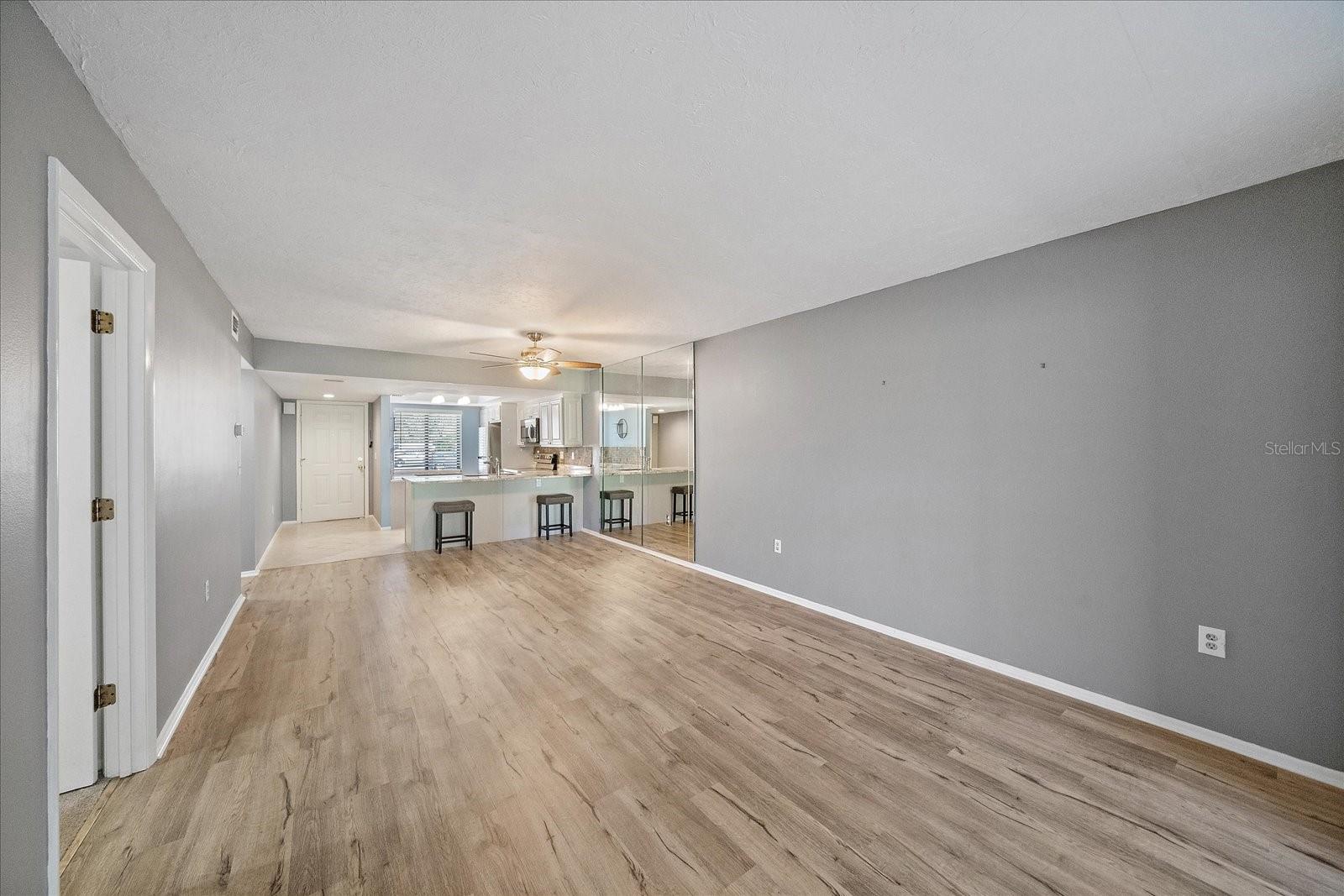 7742 EAGLE CREEK DRIVE 7524