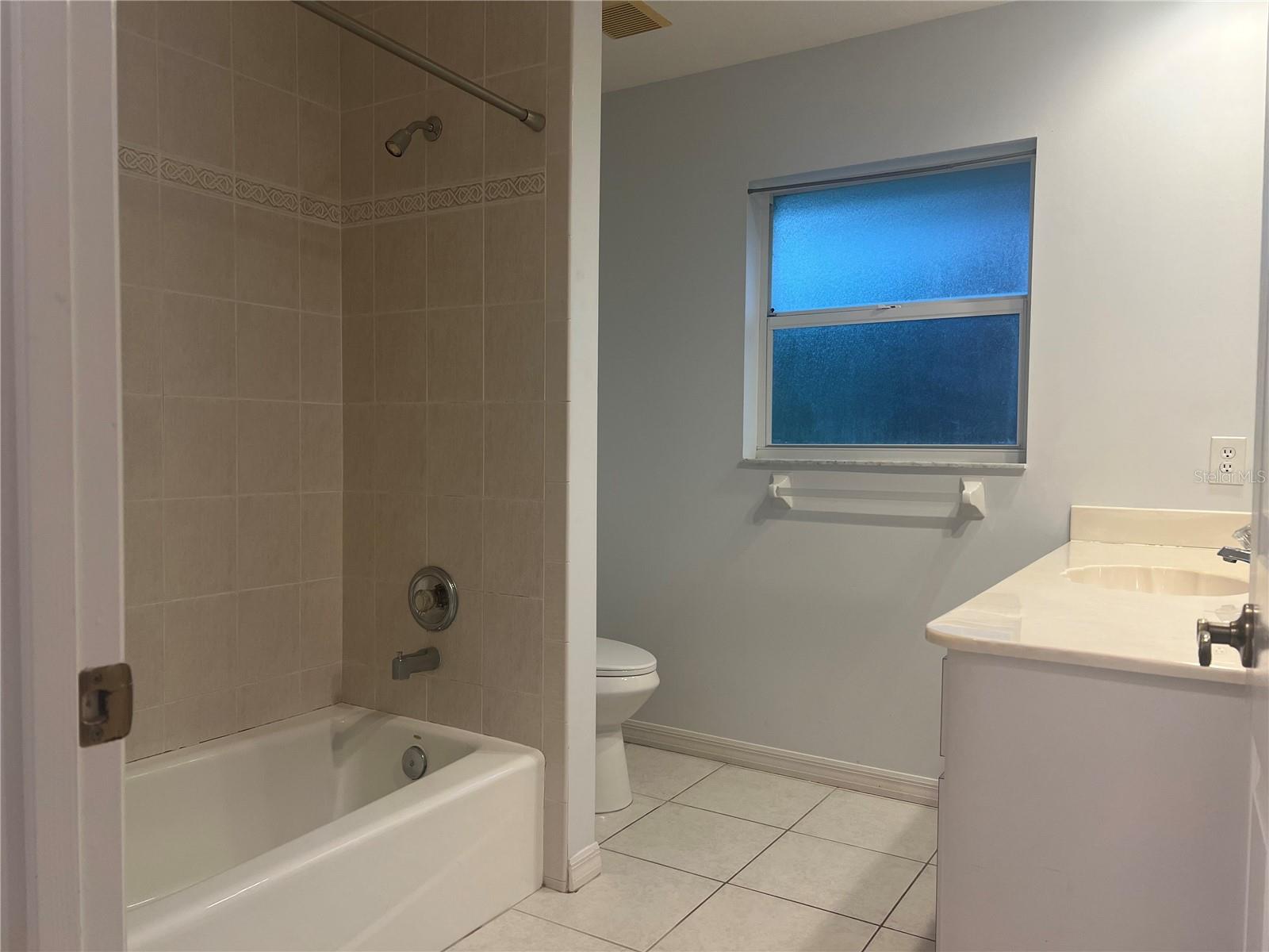 THE LAKES OF JACARANDA - Residential Lease