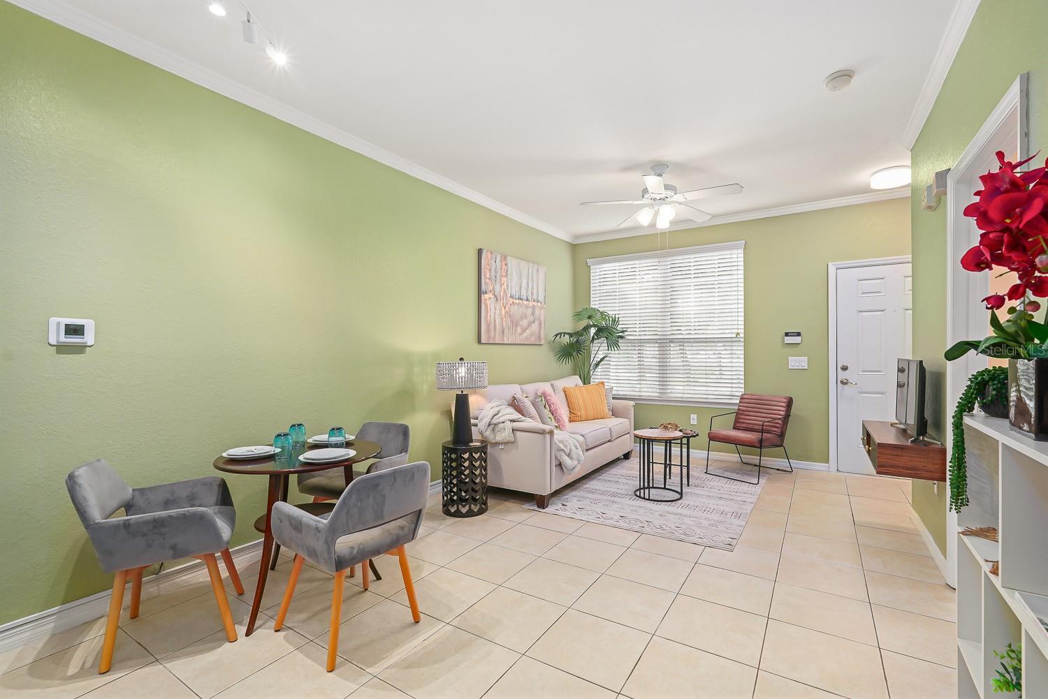 ADMIRALS WALK - Residential