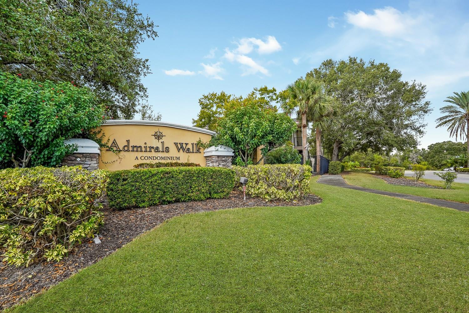 ADMIRALS WALK - Residential