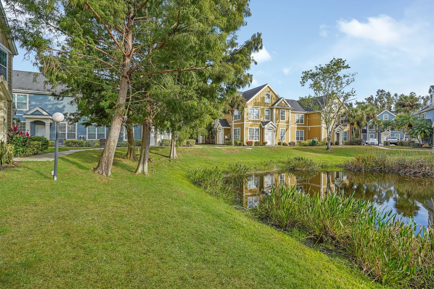 ADMIRALS WALK - Residential