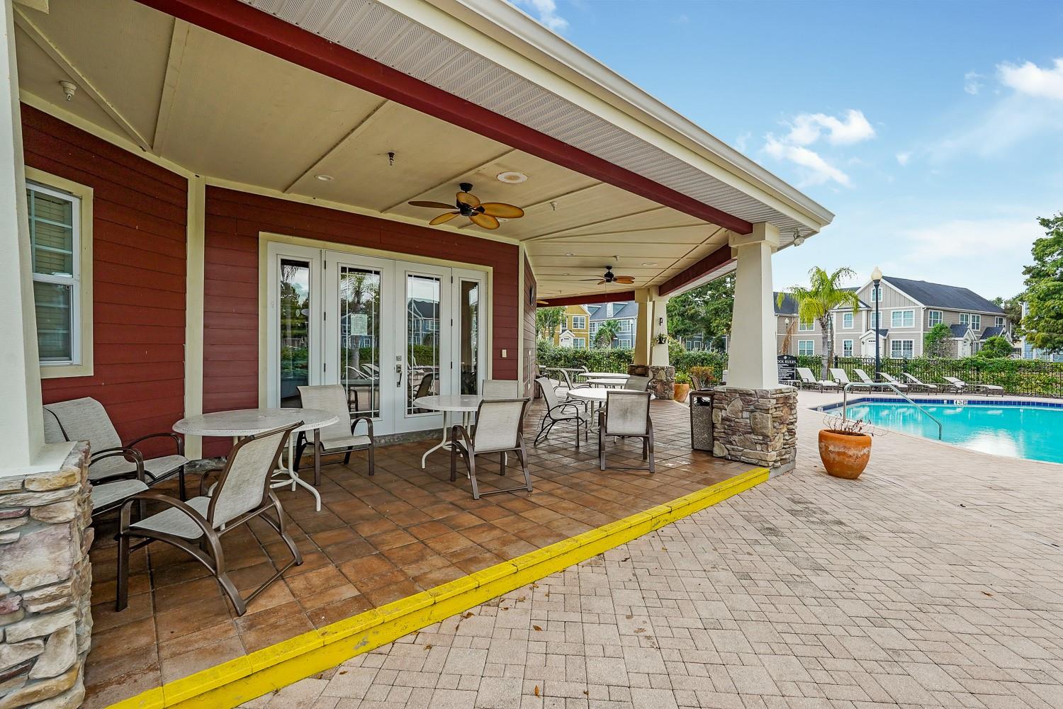 ADMIRALS WALK - Residential