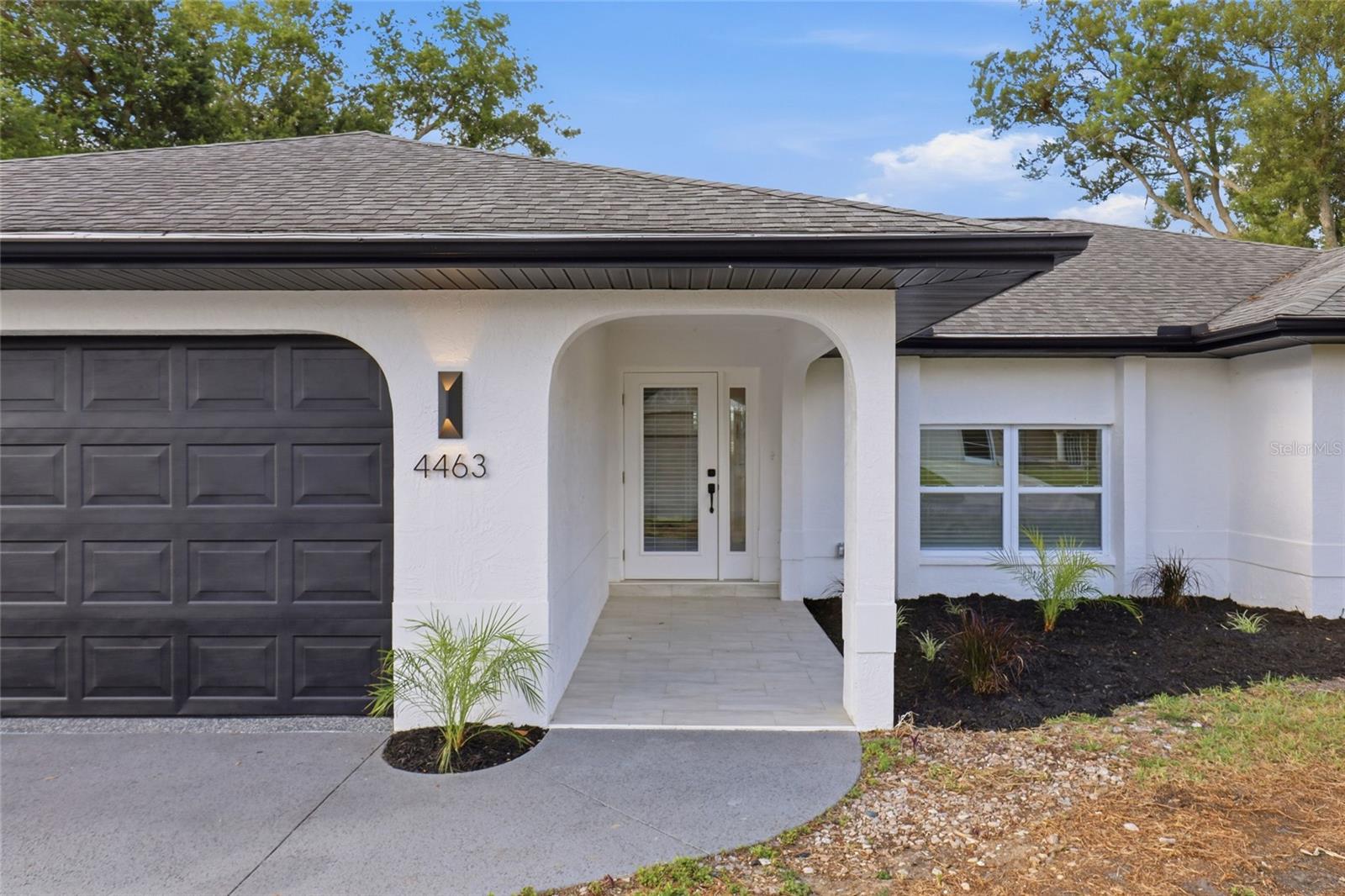 4463 PERSIAN LANE