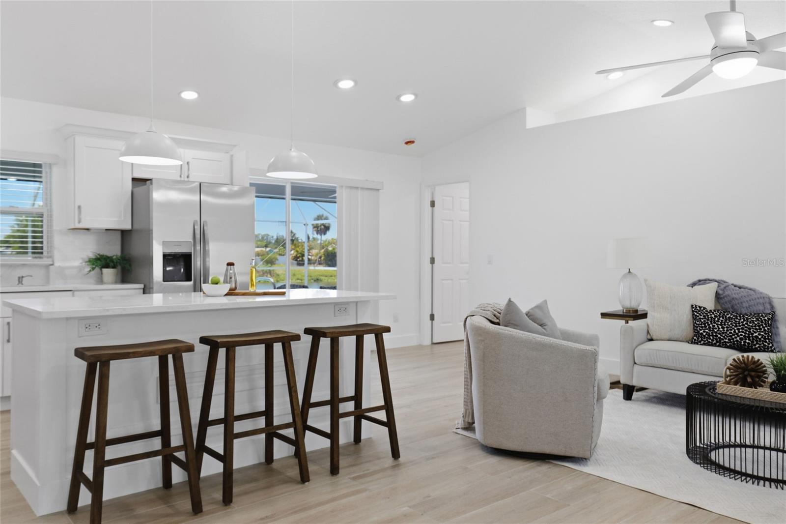 4463 PERSIAN LANE