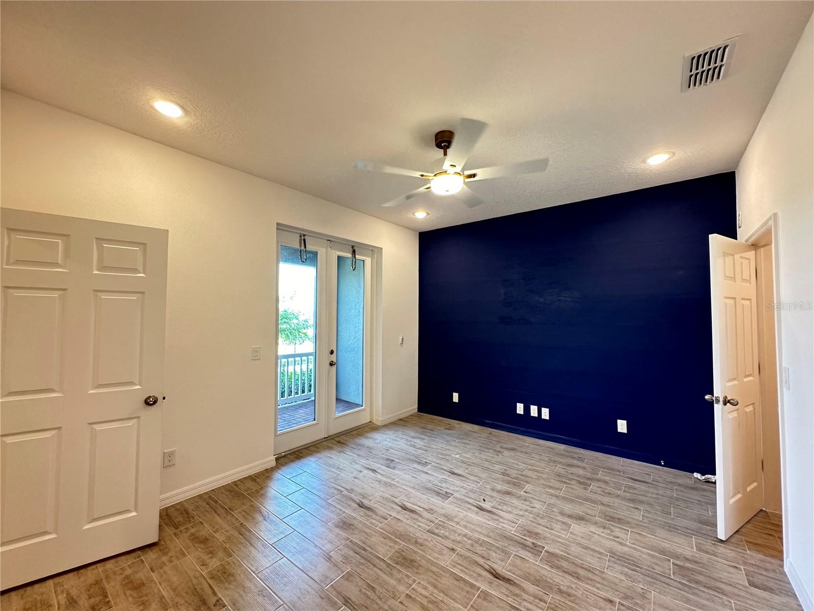 MEZZANO - Residential Lease