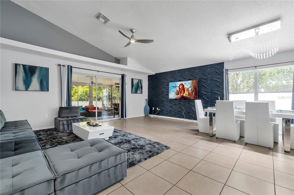 Photo of 247 Oak Chase Place, Davenport, FL 33896 (MLS # S5143389)