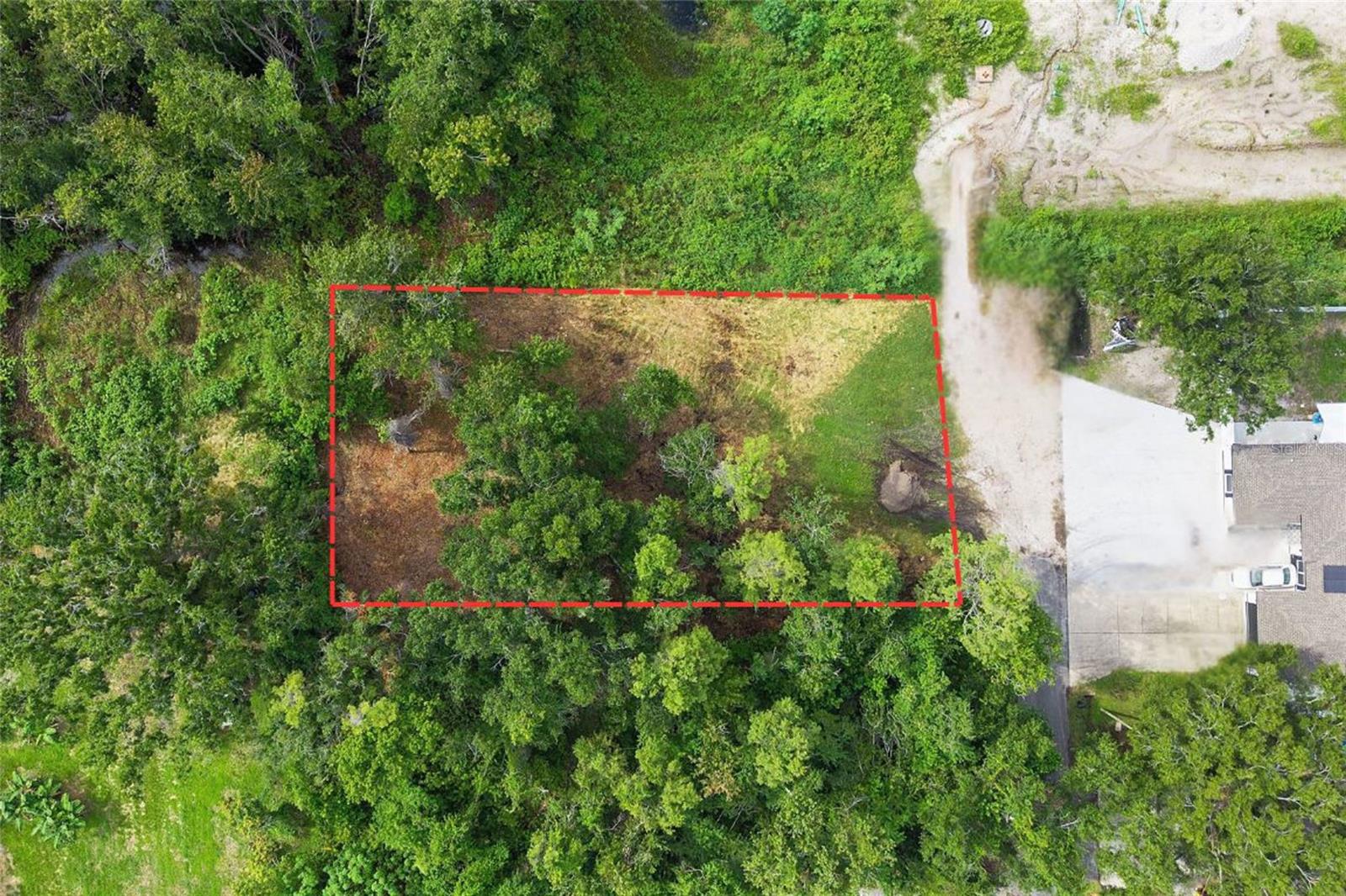 •    Size & Layout: Spacious lot 85' x 172' with plenty of room for custom design.
    •    Location: Centrally situated in the heart of Tampa—close to schools, shopping, dining, and entertainment.
    •    Accessibility: Easy access to major roadways including Dale Mabry Hwy, I-275, and the Veterans Expressway.
    •    Nearby Amenities: Minutes from Raymond James Stadium, International Plaza, Tampa International Airport, and Downtown Tampa.
    •    Potential: Ideal for a custom single-family home, rental property, or long-term investment.
This neighborhood blends suburban comfort with urban convenience. Enjoy quick commutes, vibrant nightlife, and Tampa’s year-round sunny lifestyle—all while building equity on a piece of land you can truly make your own.
