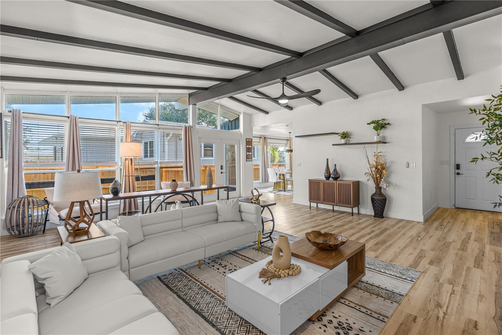 STANDISH SHORES BELLEWOOD - Residential