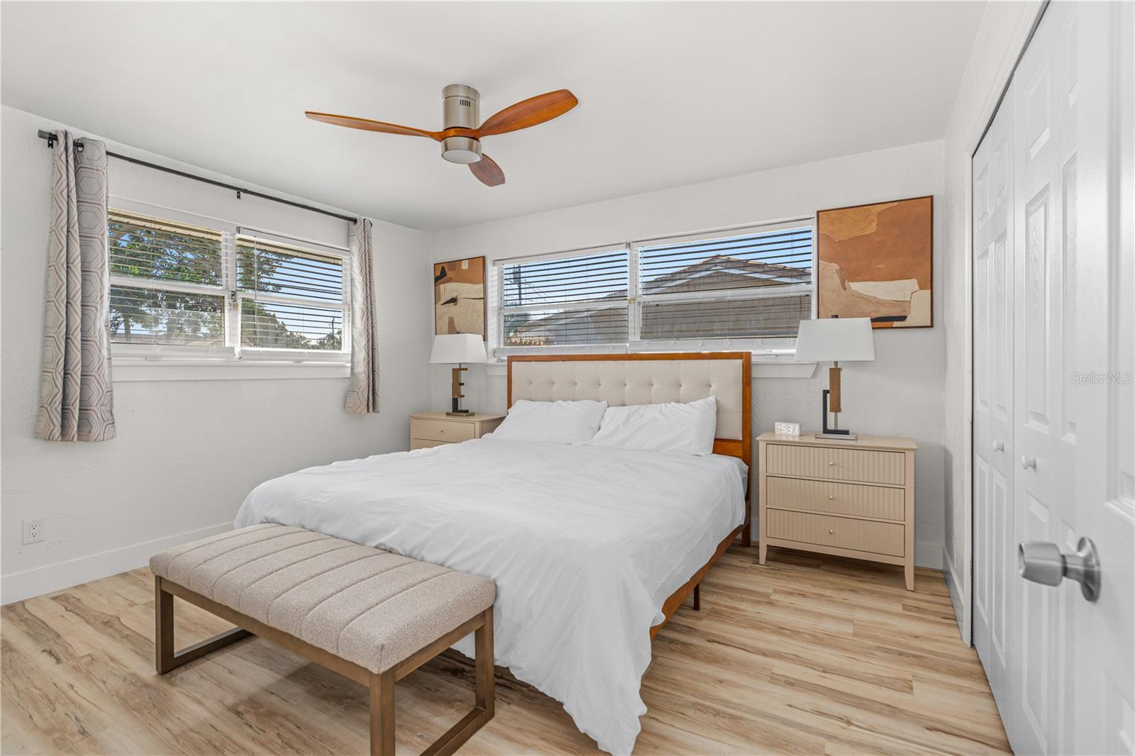 STANDISH SHORES BELLEWOOD - Residential