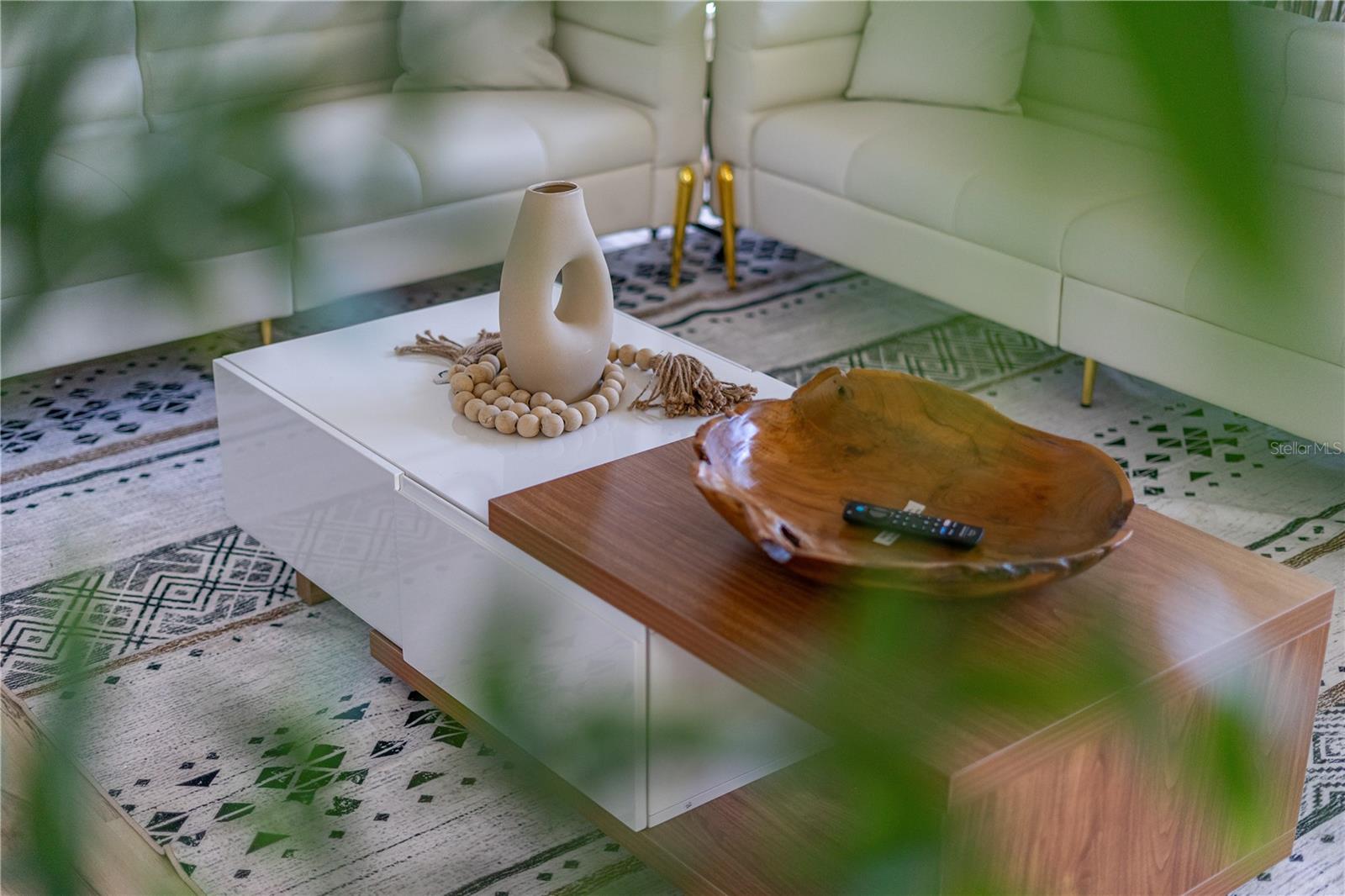 STANDISH SHORES BELLEWOOD - Residential