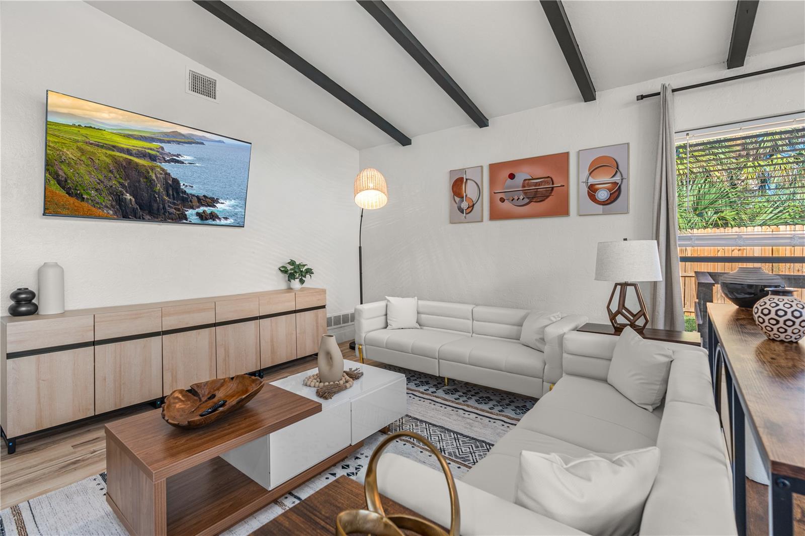 STANDISH SHORES BELLEWOOD - Residential