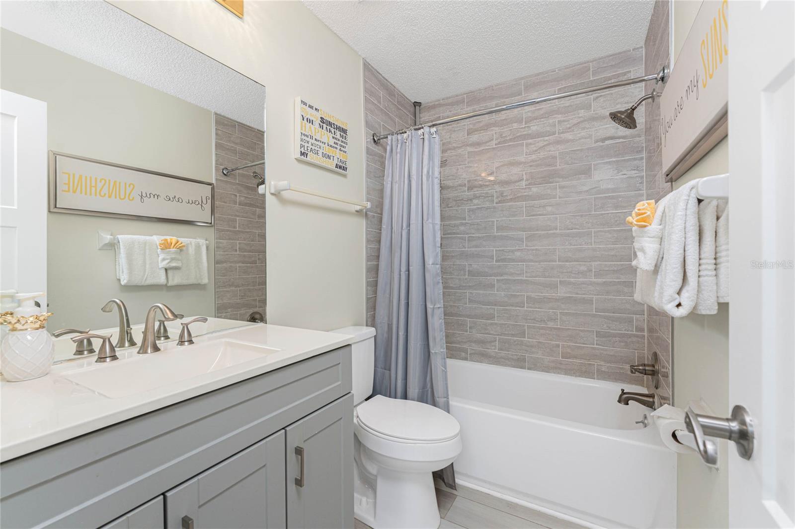 MANASOTA SHORES PH 02 BLDG C - Residential